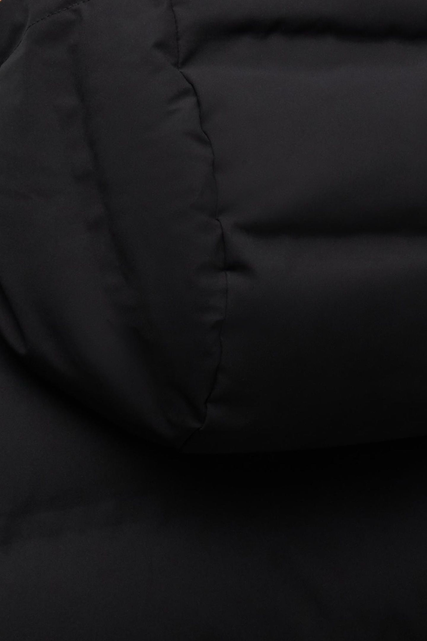 TECH HEAT-SEALED JACKET BLACK 7