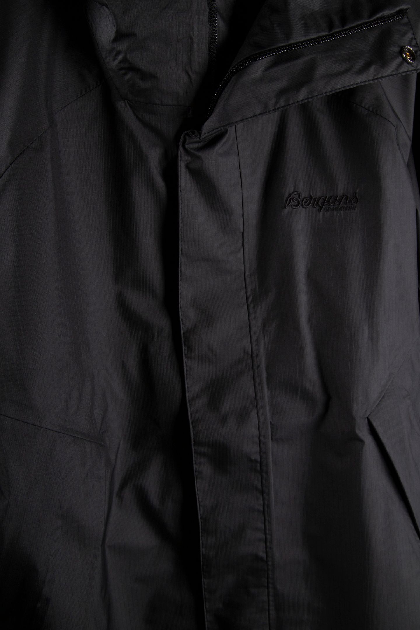 VATNE 3L JACKET BLACK 4