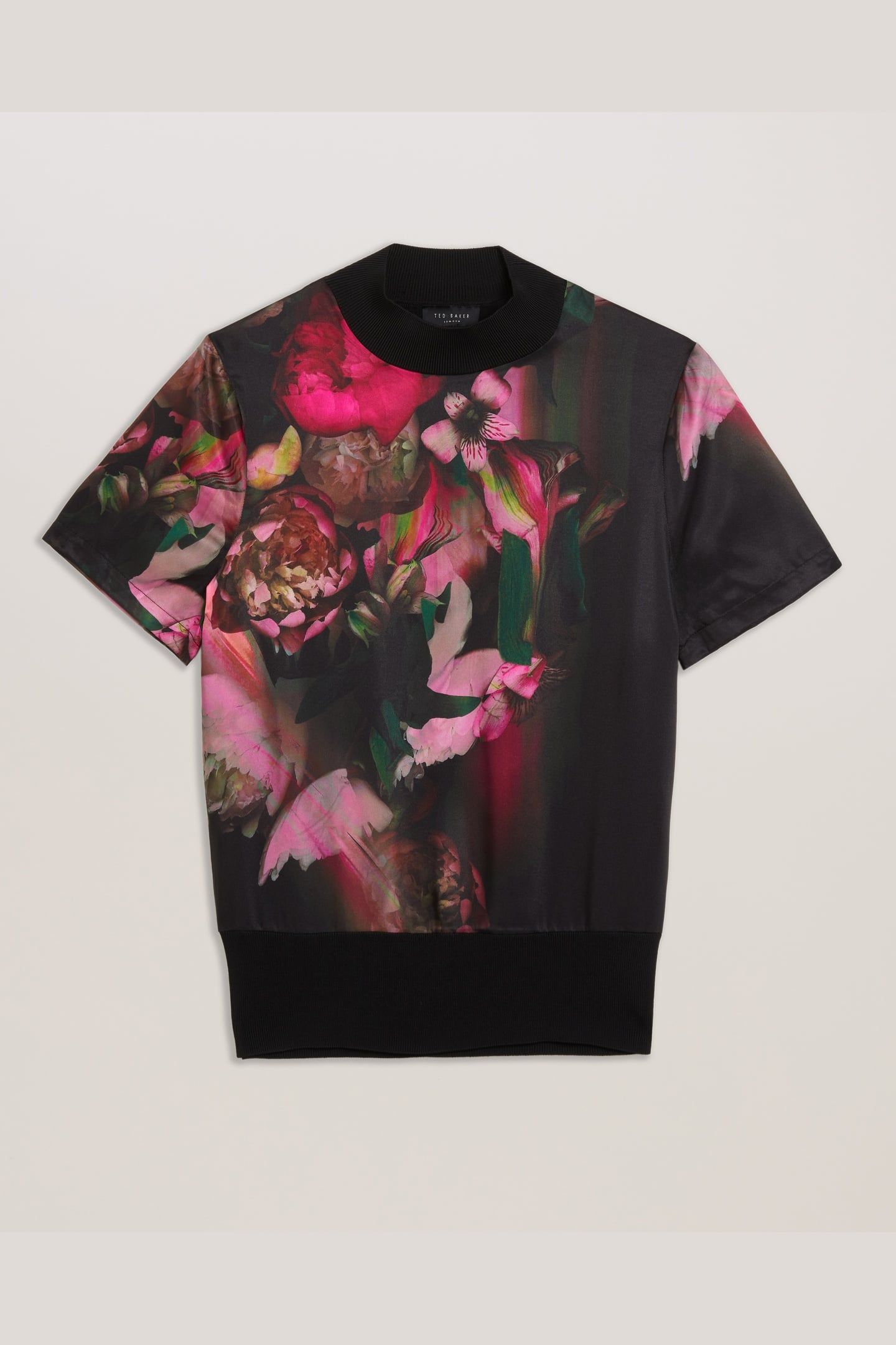 ASTHAA PRINTED WOVEN FRONT SHORT SLEEVE BLACK 3