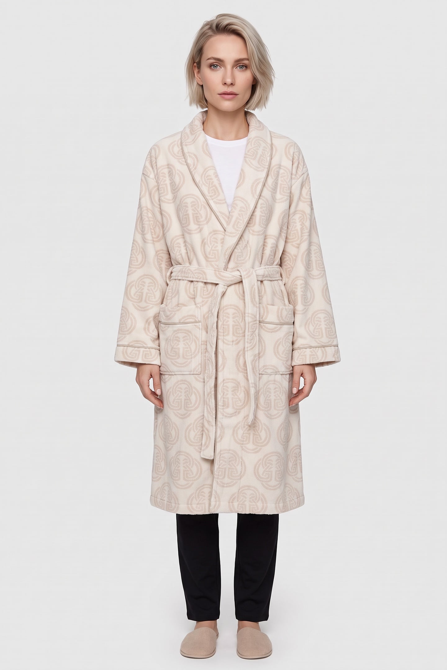 UNISEX MONOGRAM ROBE SUGAR WHITE 2