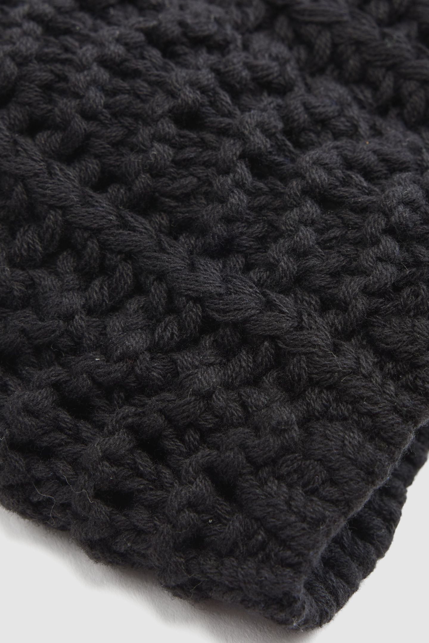 CHLOE CROCHET BEANIE 4