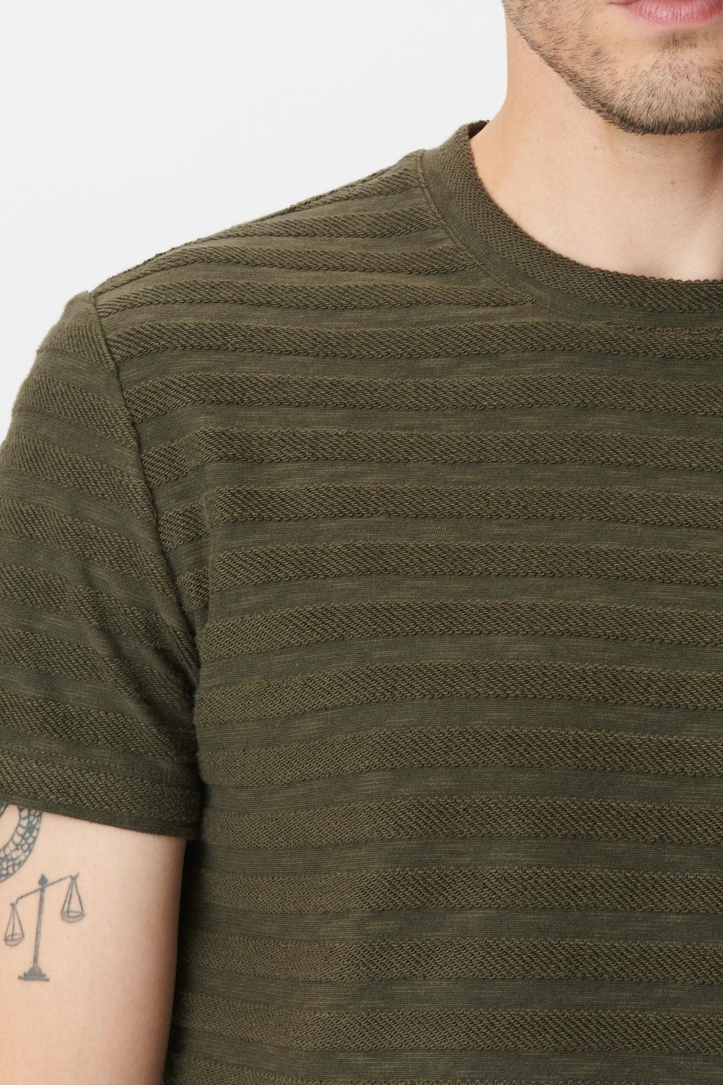 DARK KHAKI TERRY STRIPED PATTERN TEE-SHIRT 5
