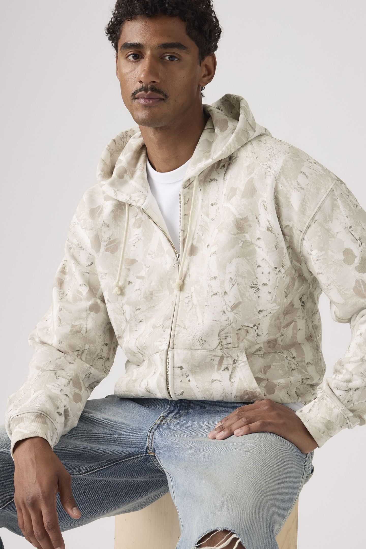 HAYES BOXY FULL ZIP SWEATSHIRT 5