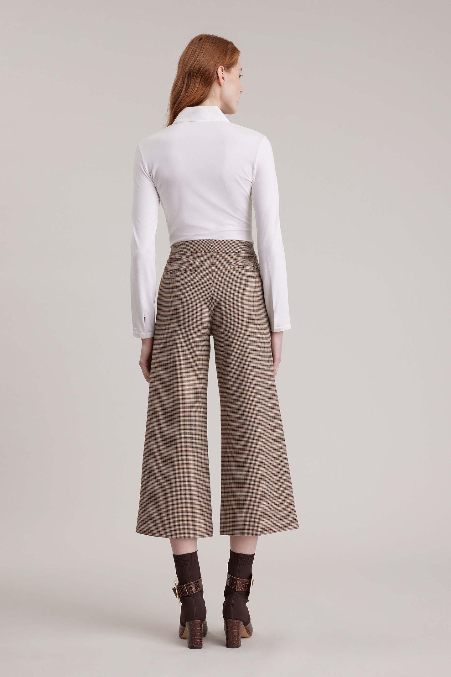 ECRIVAIN ALMOND TAN 4