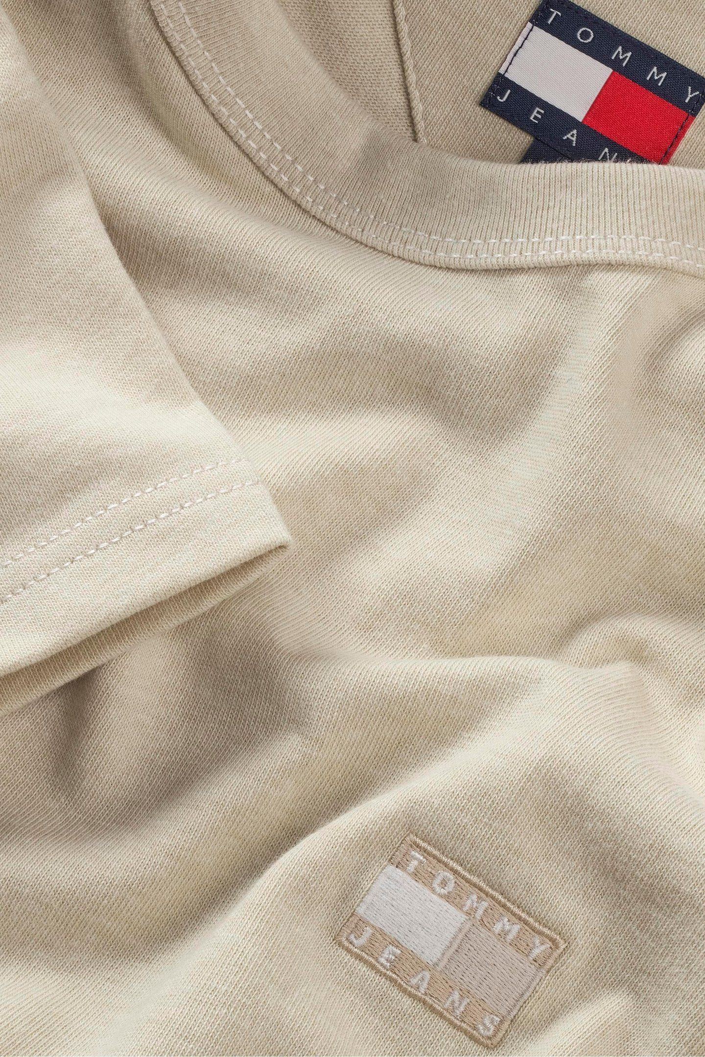 TJM REG BADGE TEE LS ANCIENT WHITE HEATHER 6