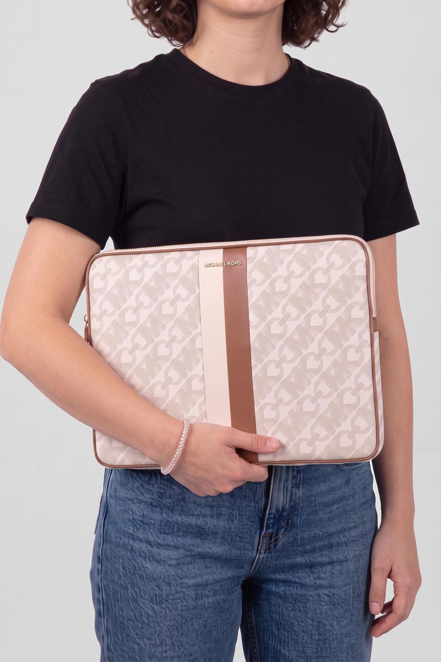 CASE FOR LAPTOP OR TABLET VANILLA 3