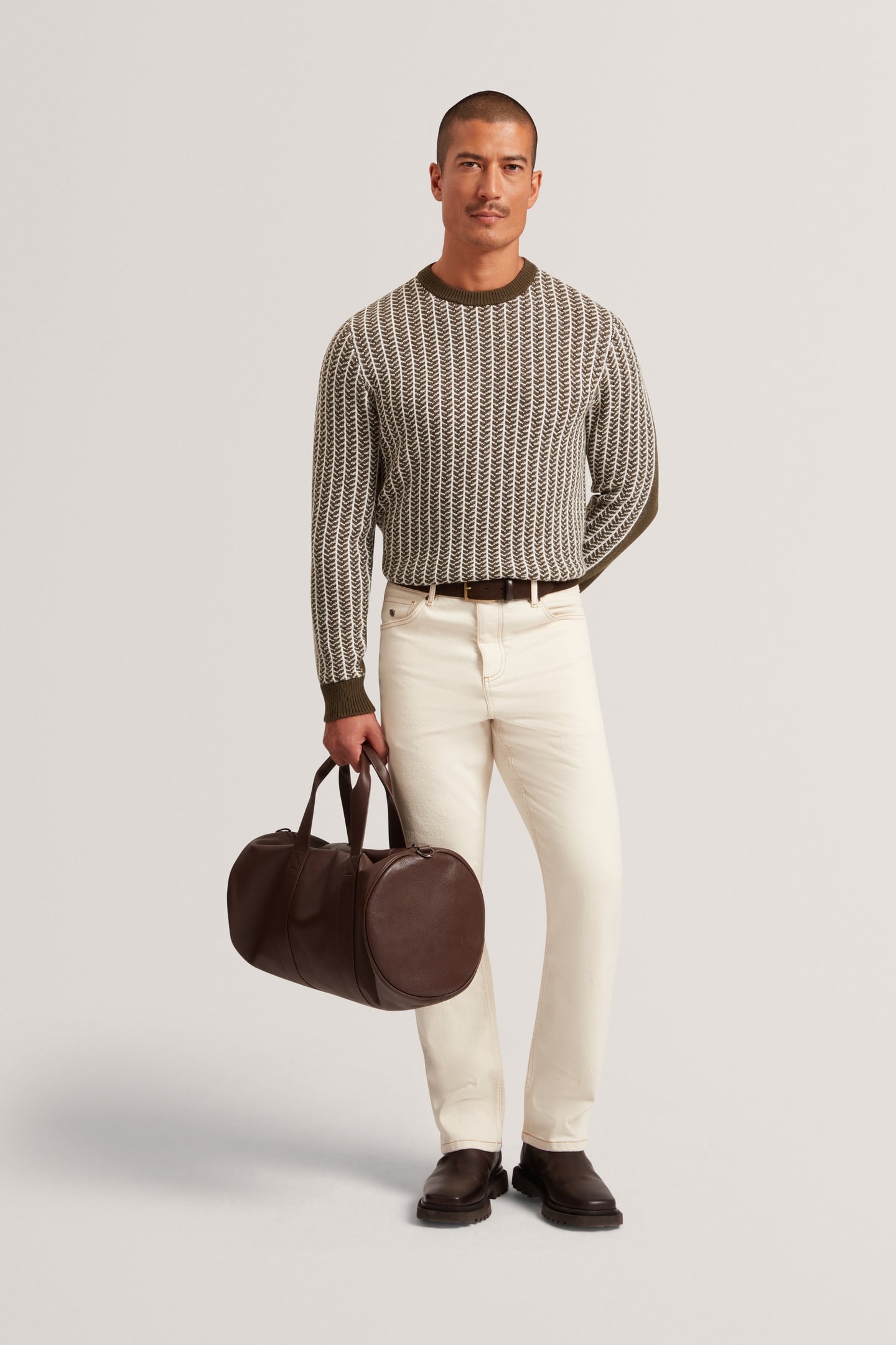 SS TEXTURED CREW NECK OLIVE 1