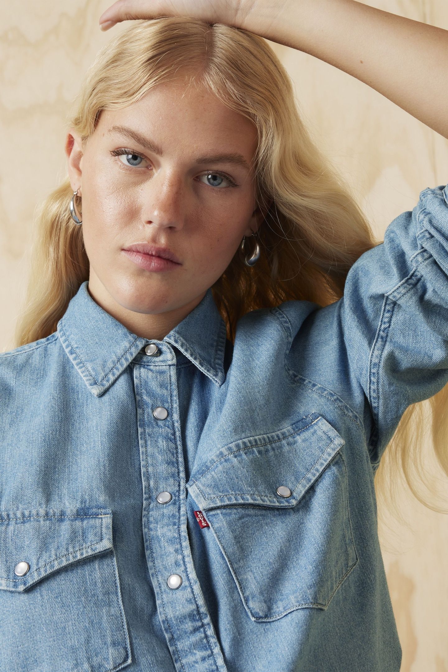 ICONIC WESTERN DENIM SHIRT 4