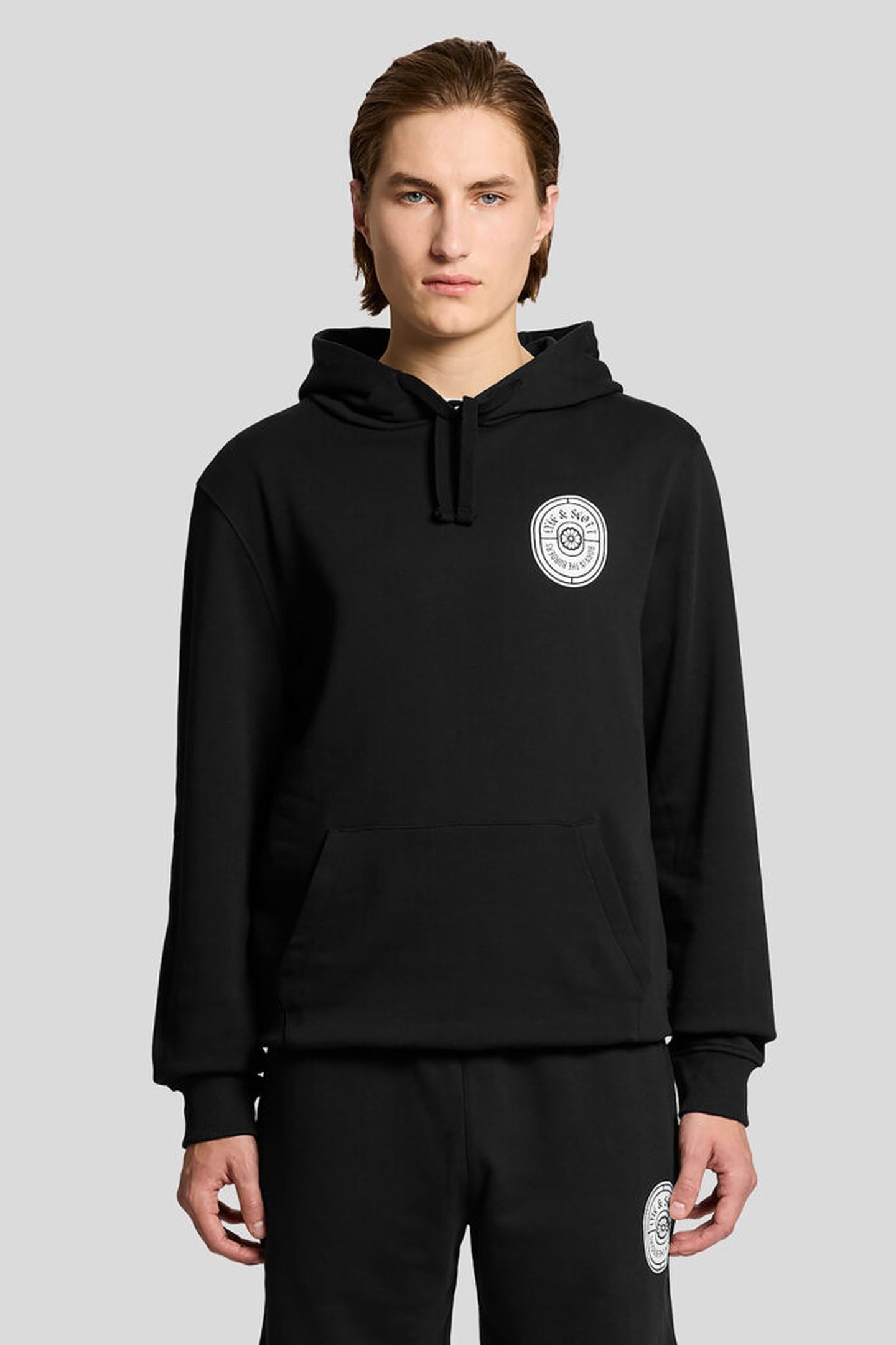 BORDERS LABEL GRAPHIC HOODIE JET BLACK 1
