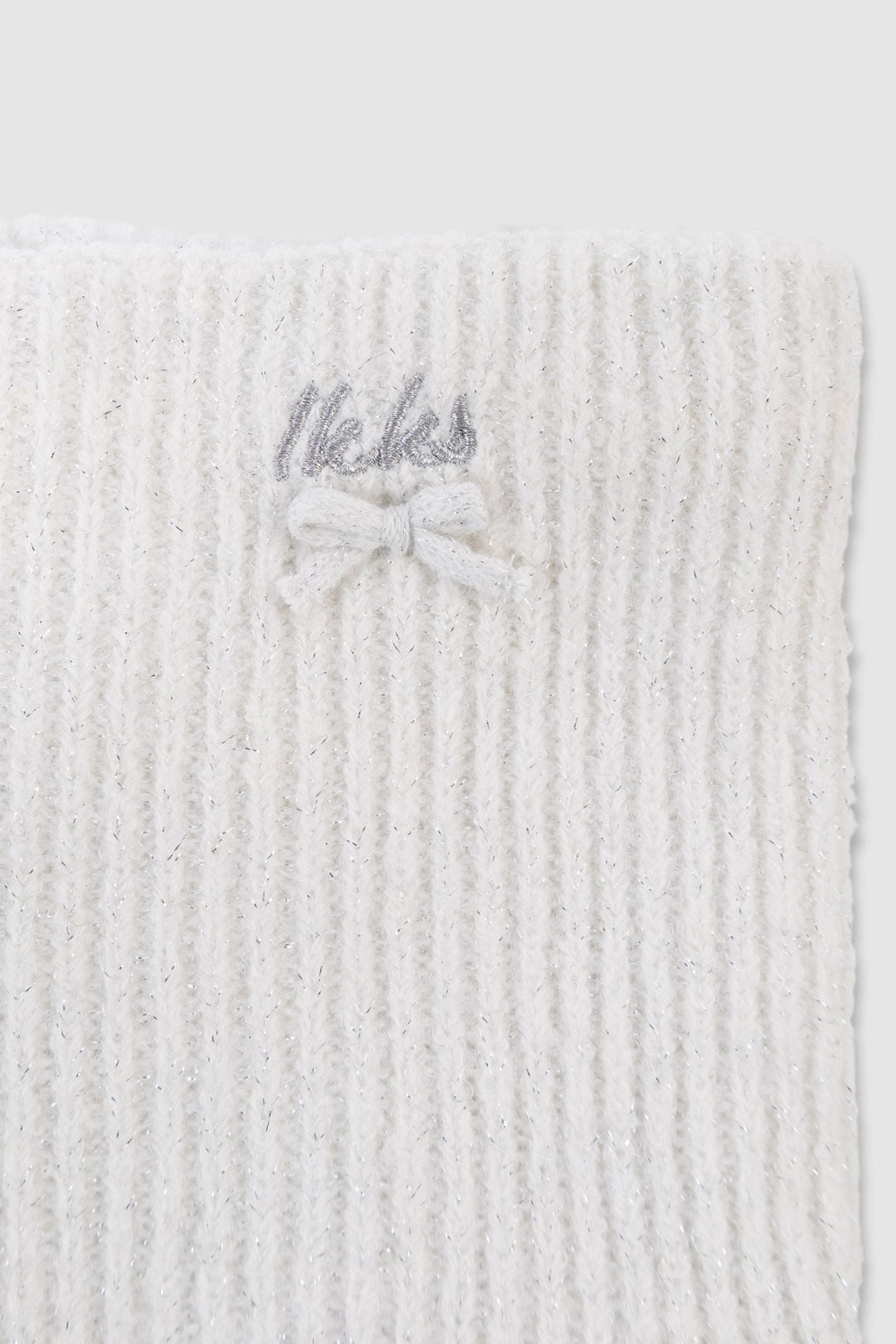 GIRLS’ WHITE GLITTERY KNIT SNOOD WITH BOW 3