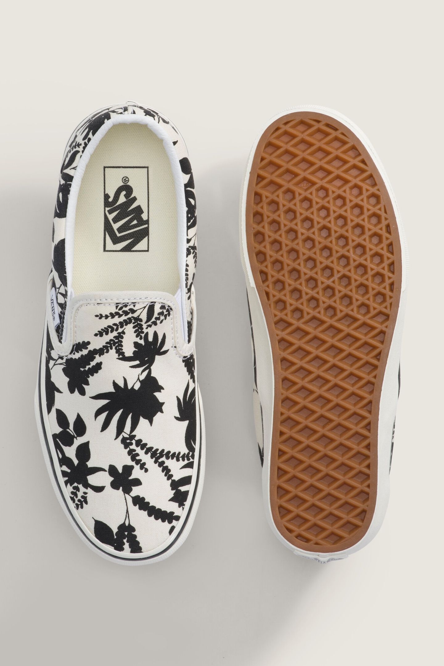 UNISEX CLASSIC SLIP-ON ARCHIVE BLACK 5