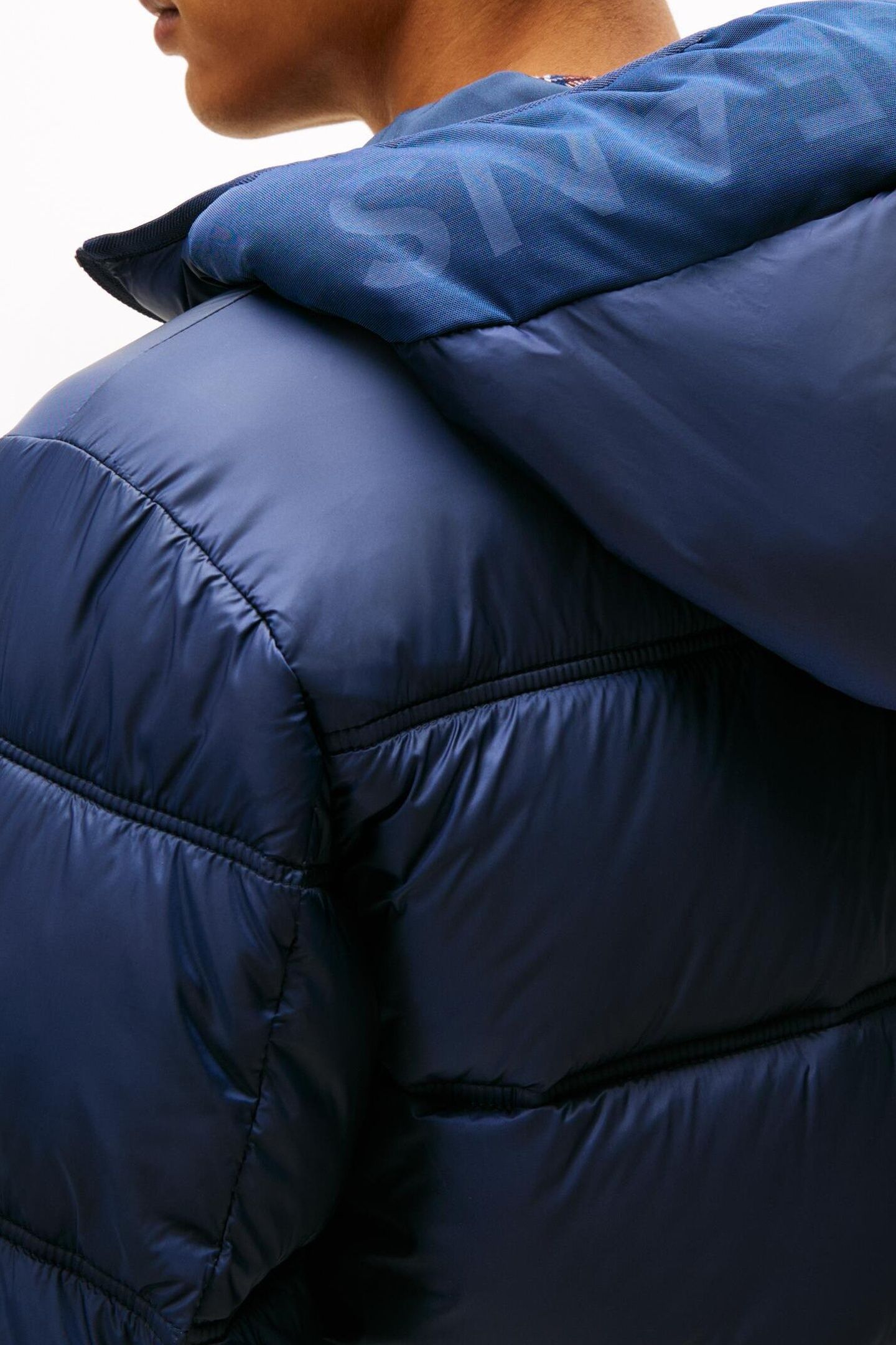 TJM HOODED LOGO JACKET DARK BLUE 4
