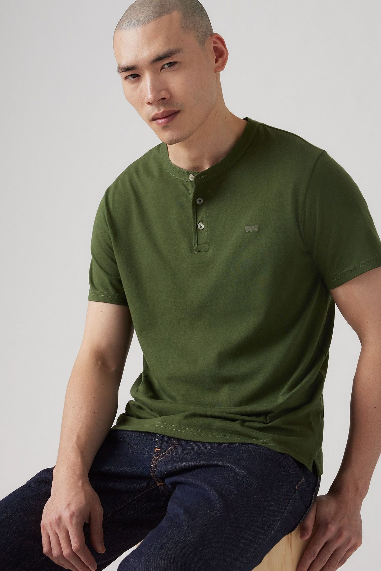 SHORT SLEEVE HOUSEMARK HENLEY 4