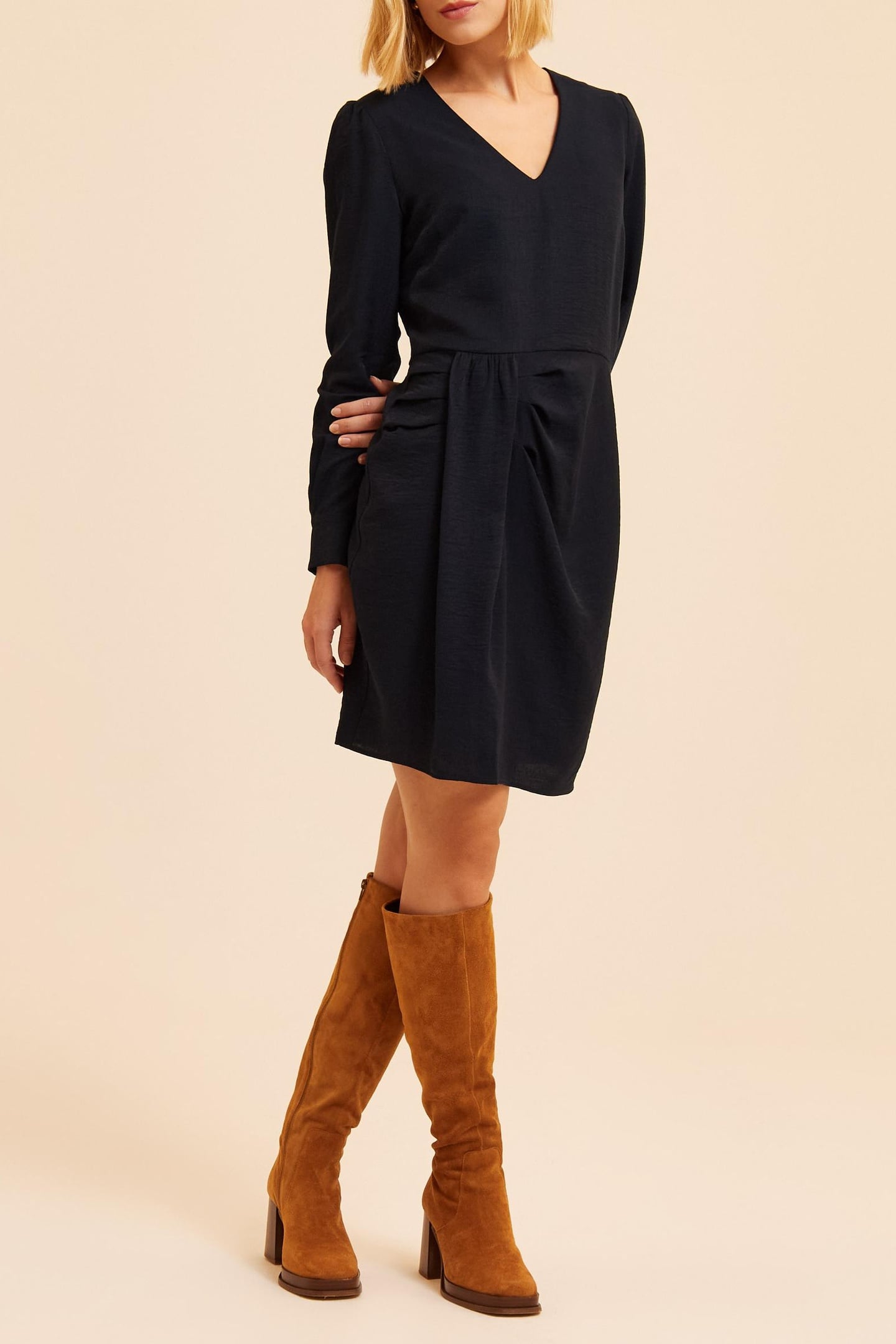 NAVY DRESS WITH DRAPED-LOOK SIDE 3