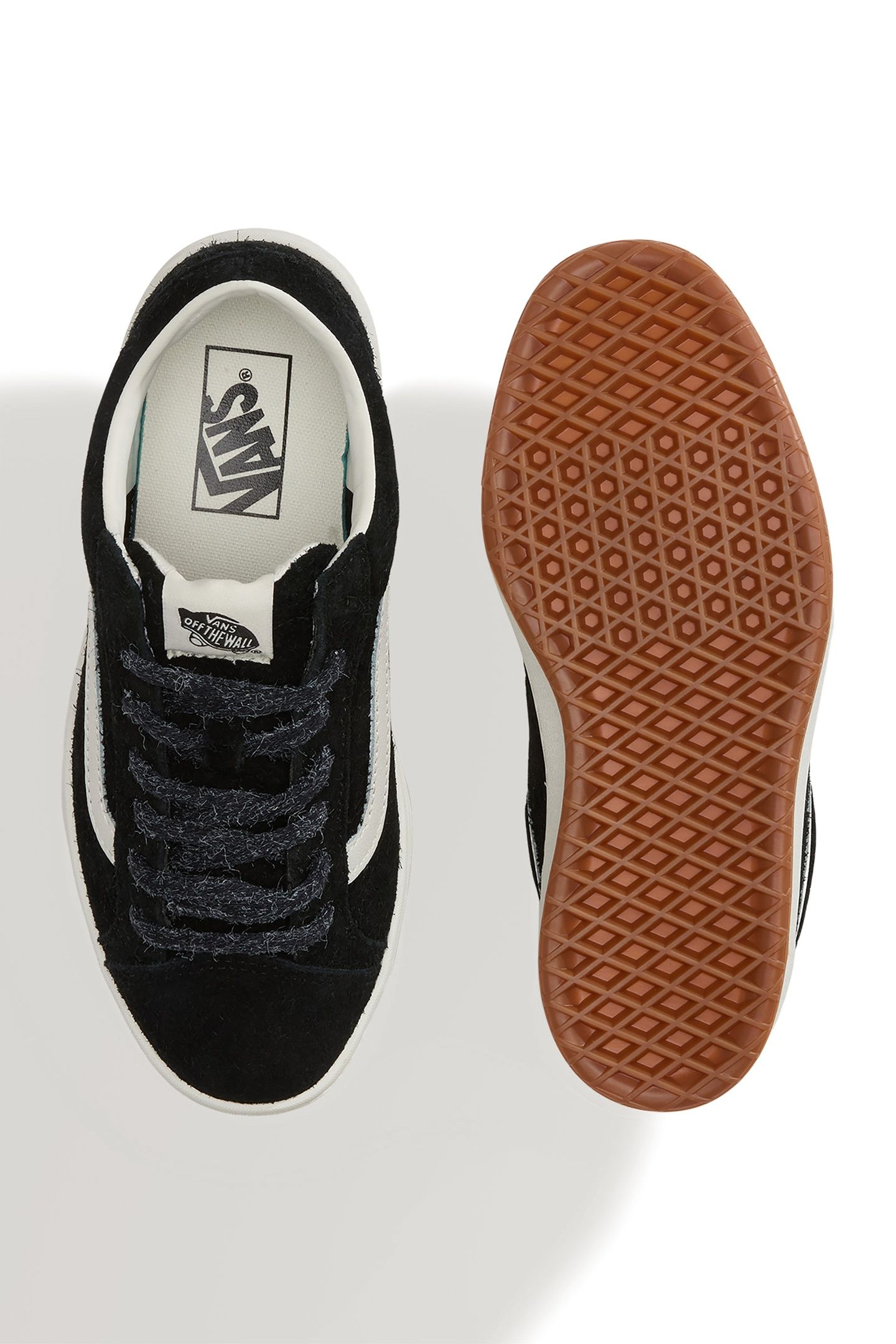 UNISEX OLD SKOOL 36 CUP HAIRY SUEDE BLACK 6