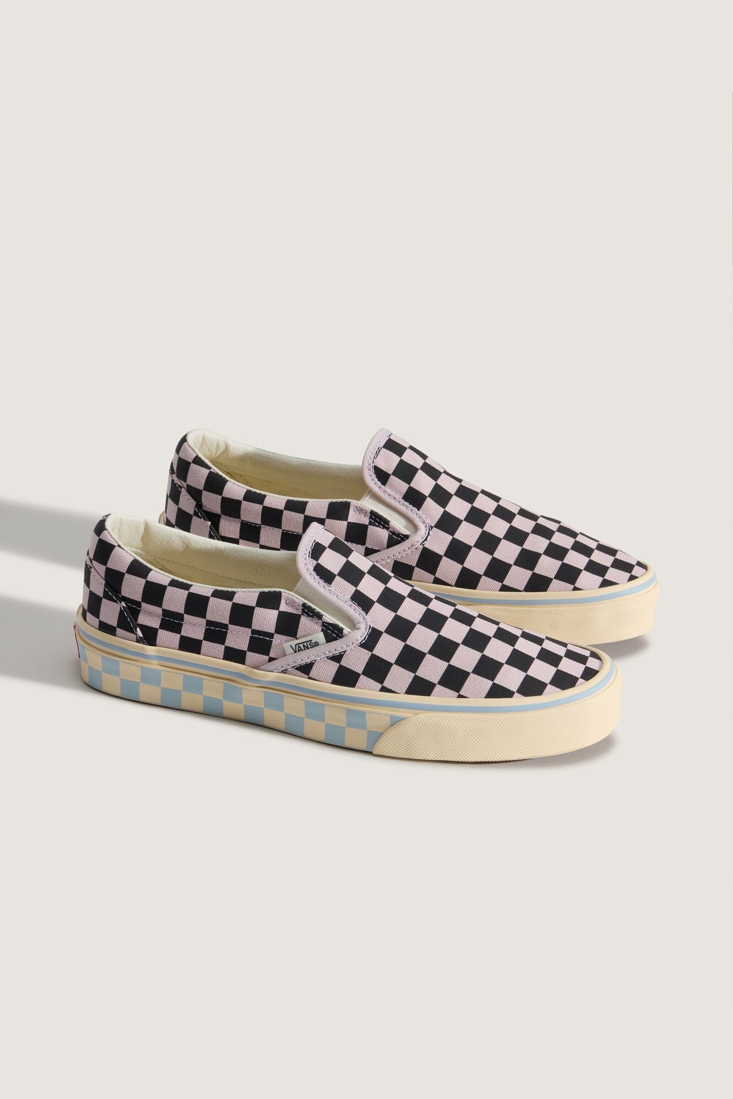 UNISEX CLASSIC SLIP-ON CHECKERBOARD PALE PETAL PINK/BLACK 2