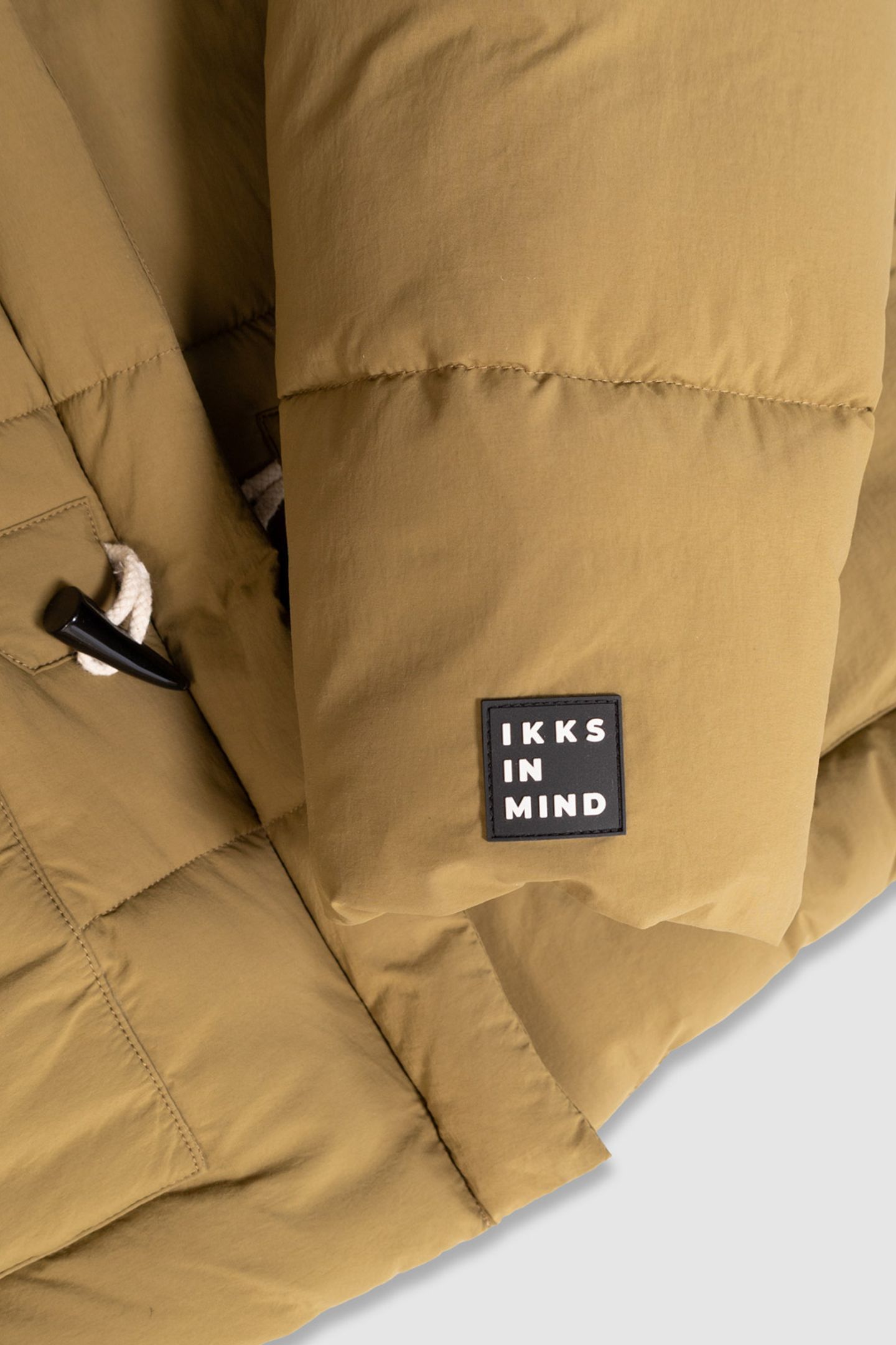 GIRLS’ KHAKI QUILTED SHORT COAT 6