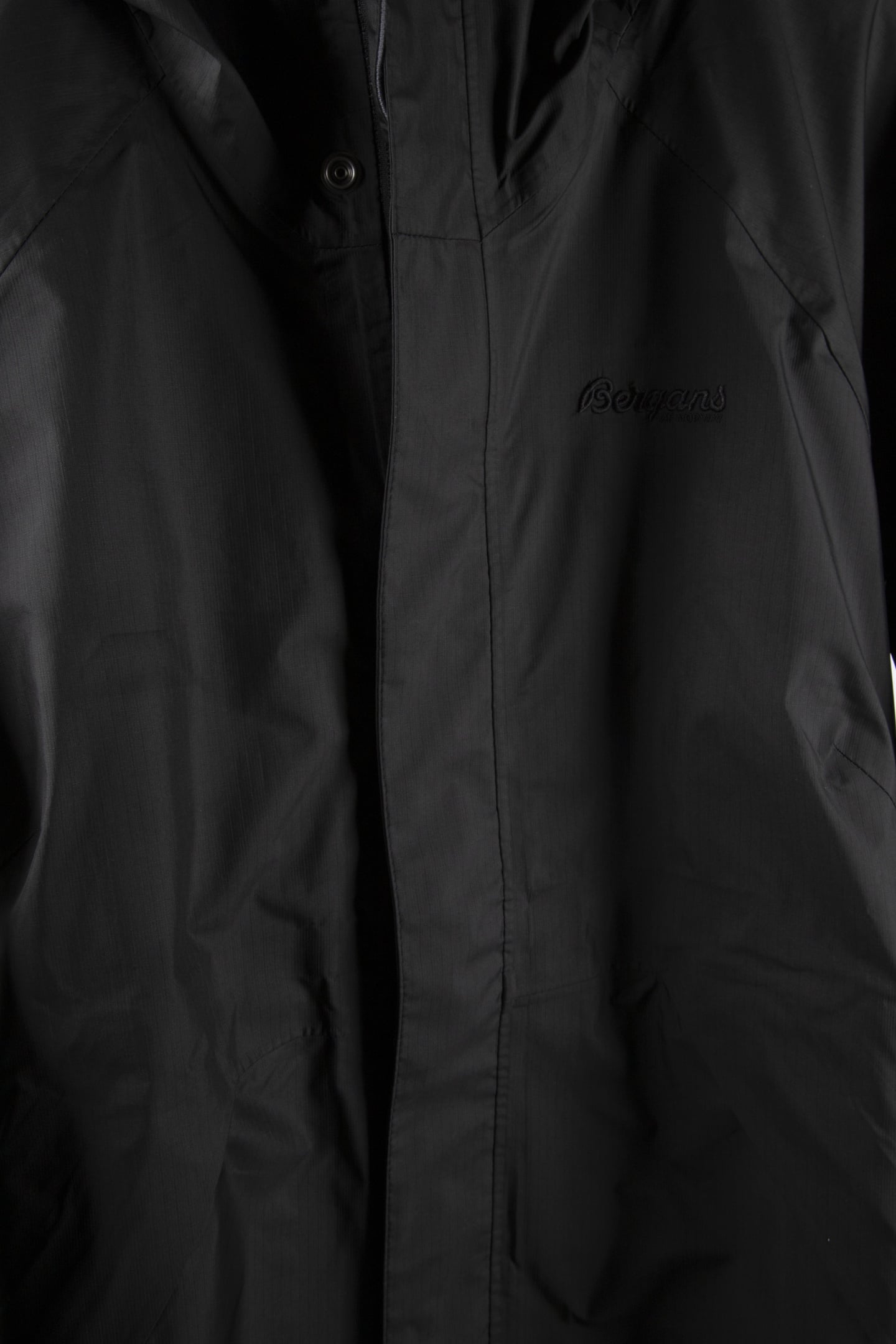 VATNE 3L W JACKET BLACK 4