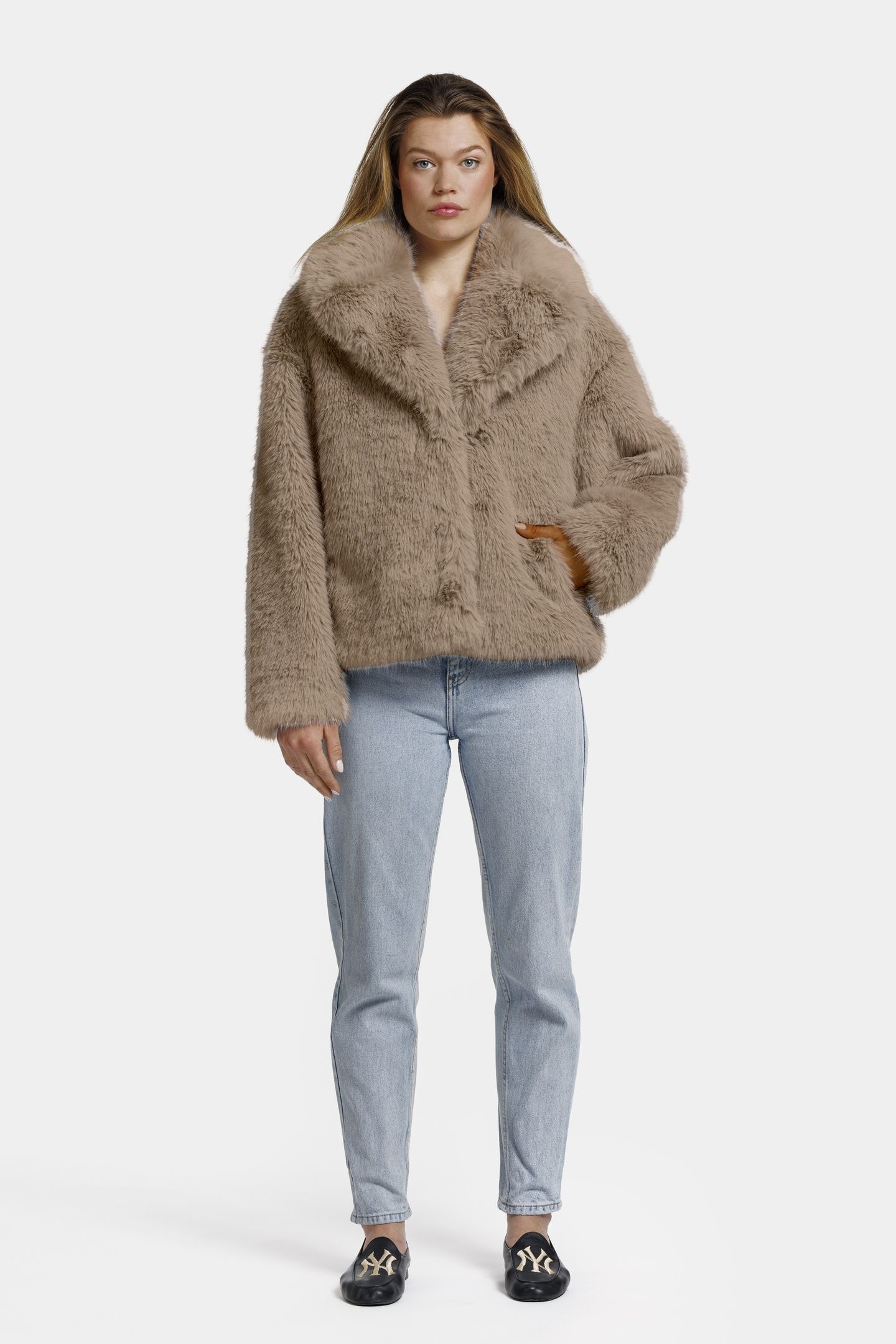 NOVI FUR JACKET TAUPE 1