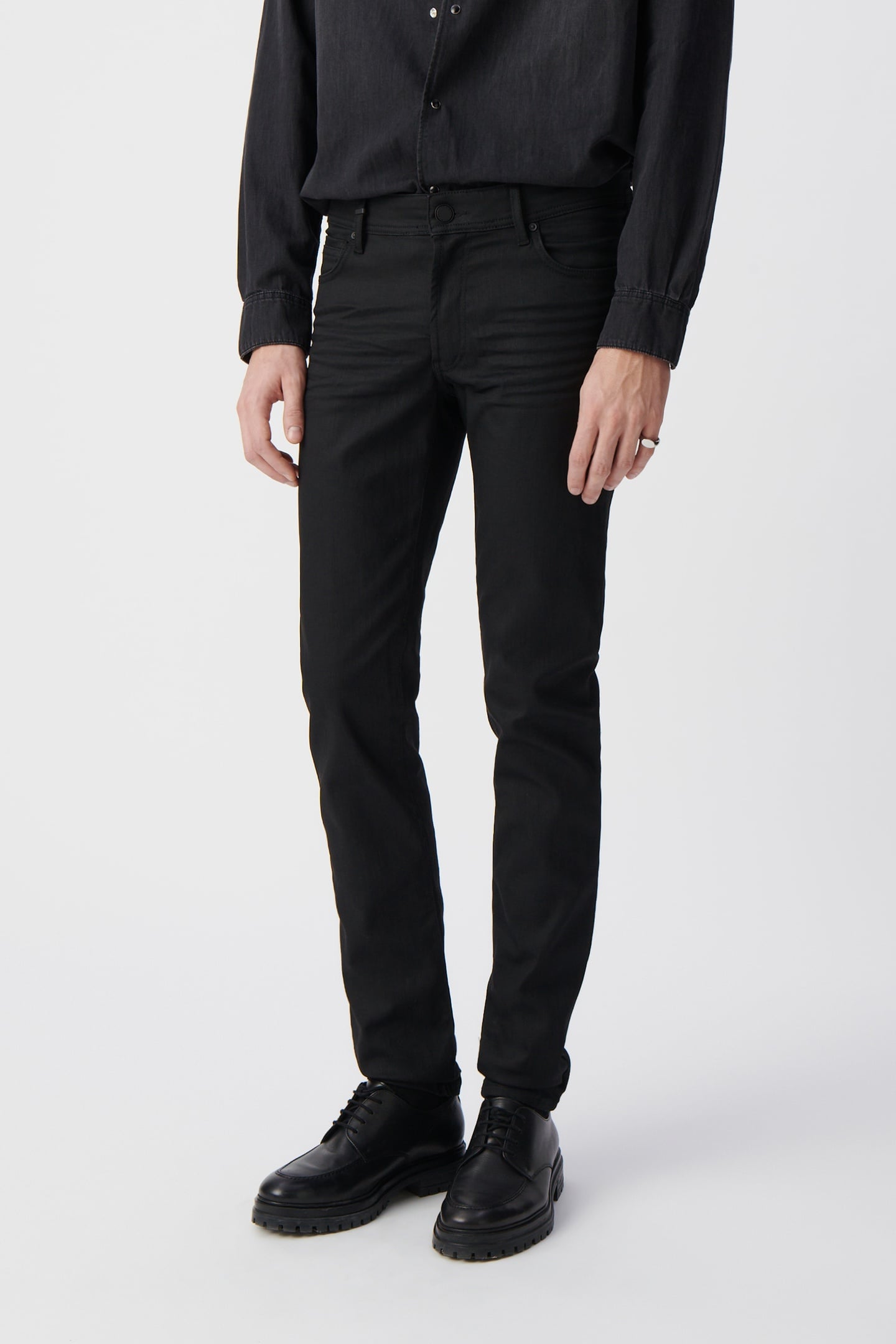 BLACK JEANS 2