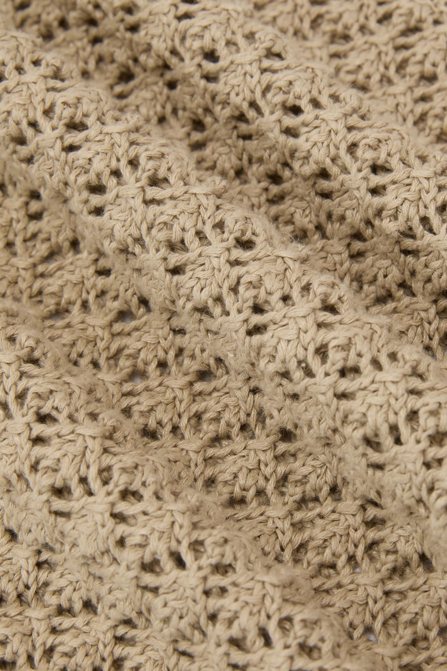 OPEN STITCH VEST NEUTRAL 7