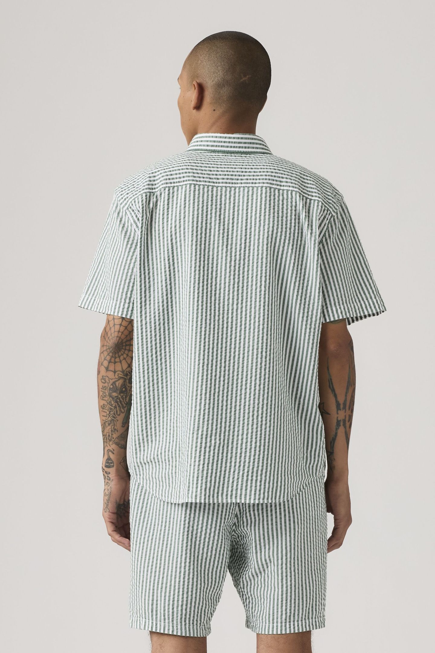 SHORT SLEEVE AUTHENTIC BUTTON-DOWN SHIRT 3