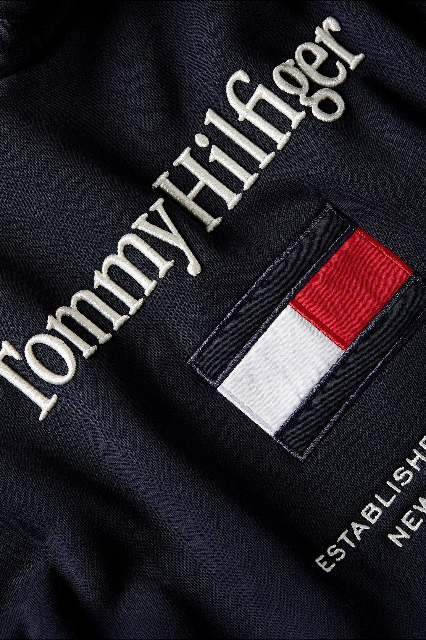 TOMMY EMBRO FLAG HOODIE NAVY BLUE 8