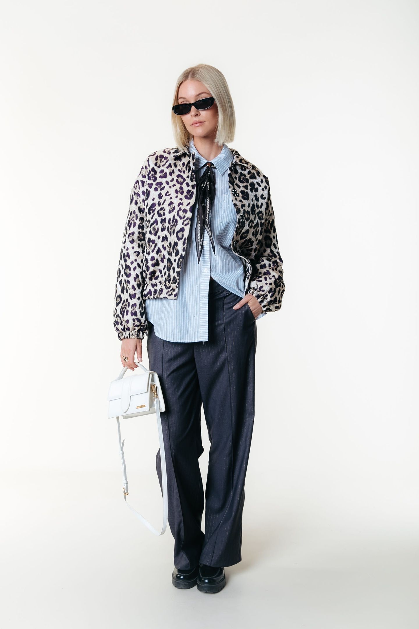 BENTE LEOPARD JACQUARD BOMBER JACKET BEIGE 2