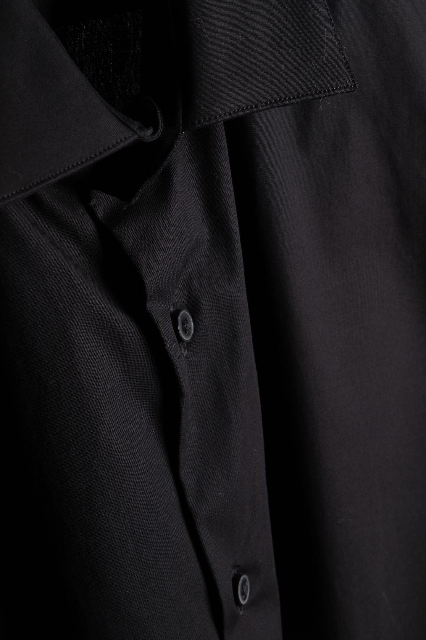 SLIM ESSENTIAL POPLIN SHIRT BLACK 4