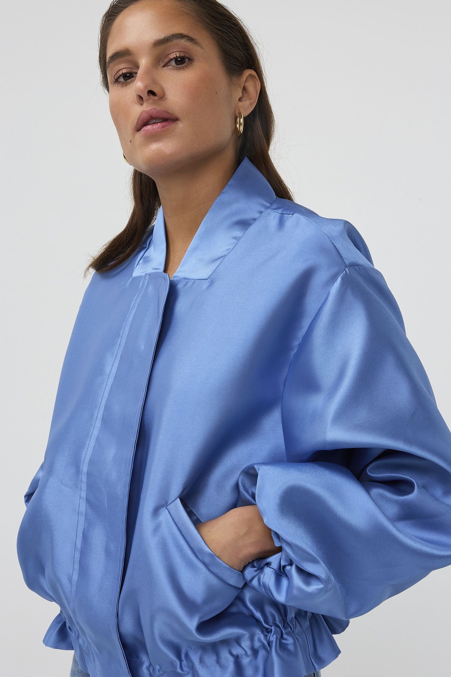 BRUNA BOMBER BLUE 4