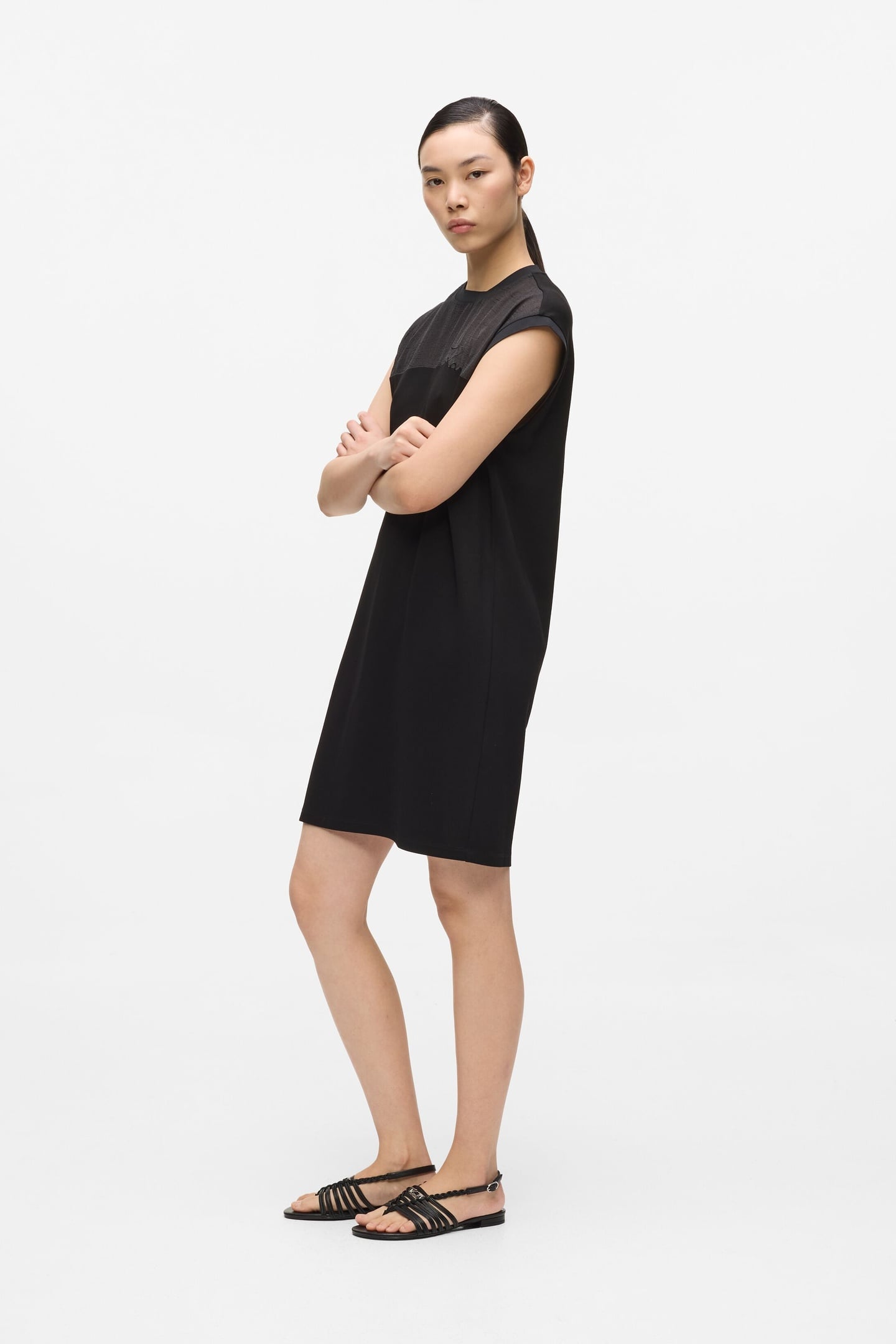 SIGNATURE T-SHIRT DRESS BLACK 2