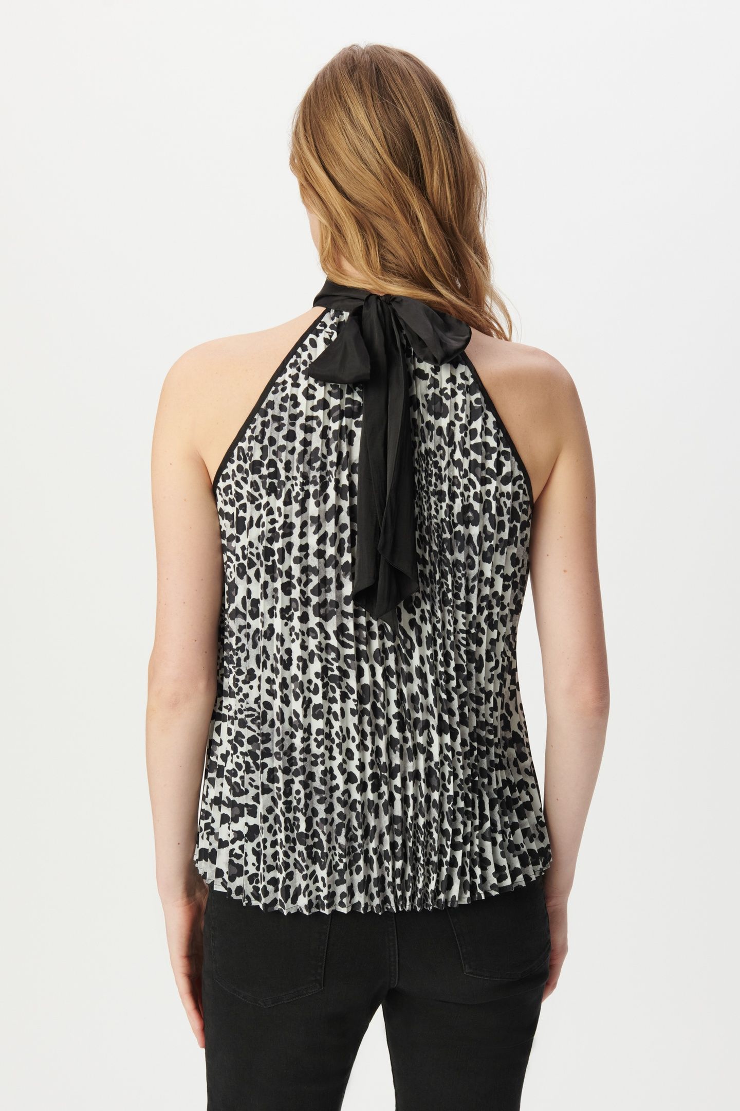 GREY RECYCLED POLYESTER TOP WITH PANTHER PRINT 2