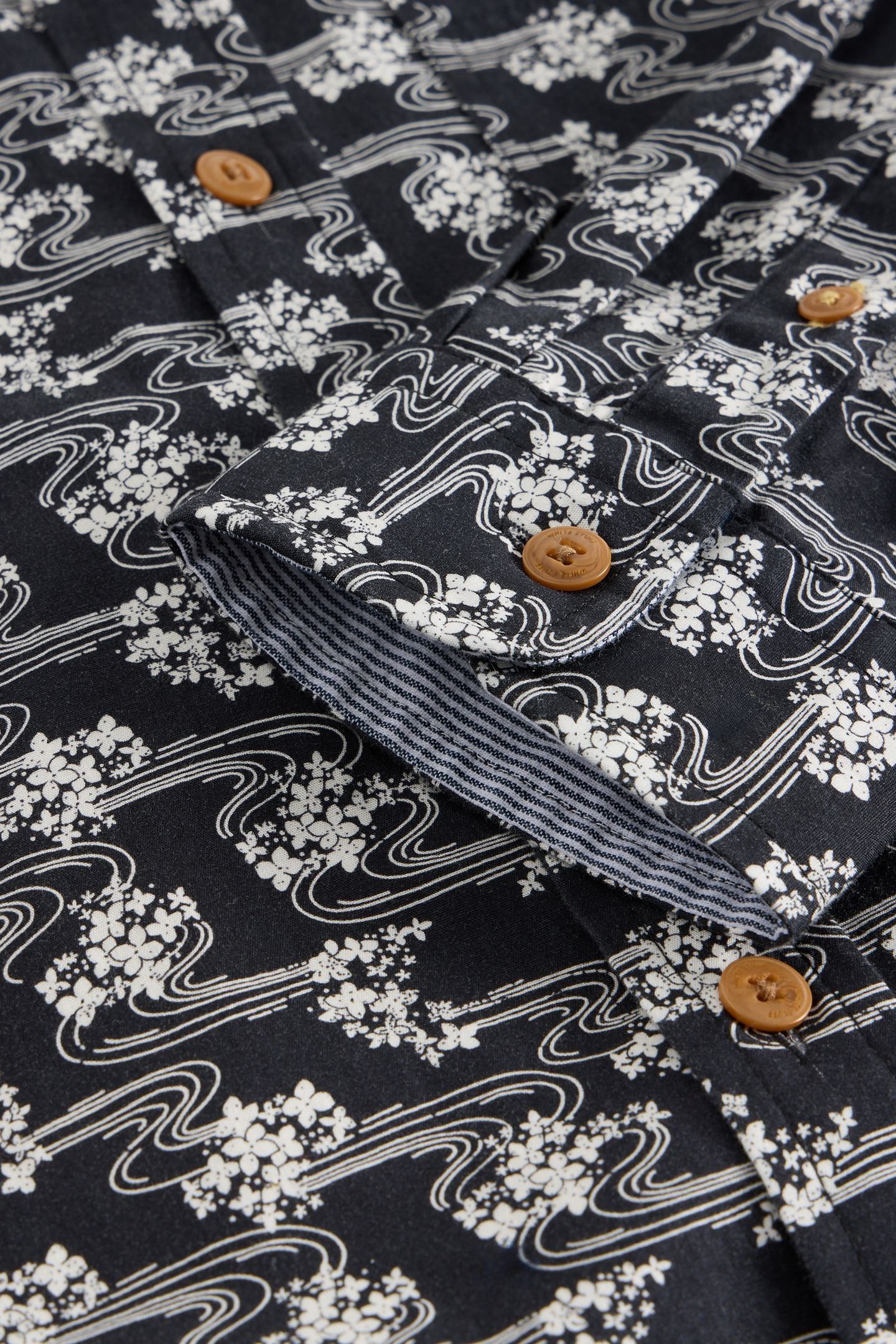 FLORAL RIPPLE PRINTED SHIRT BLK MLT 4