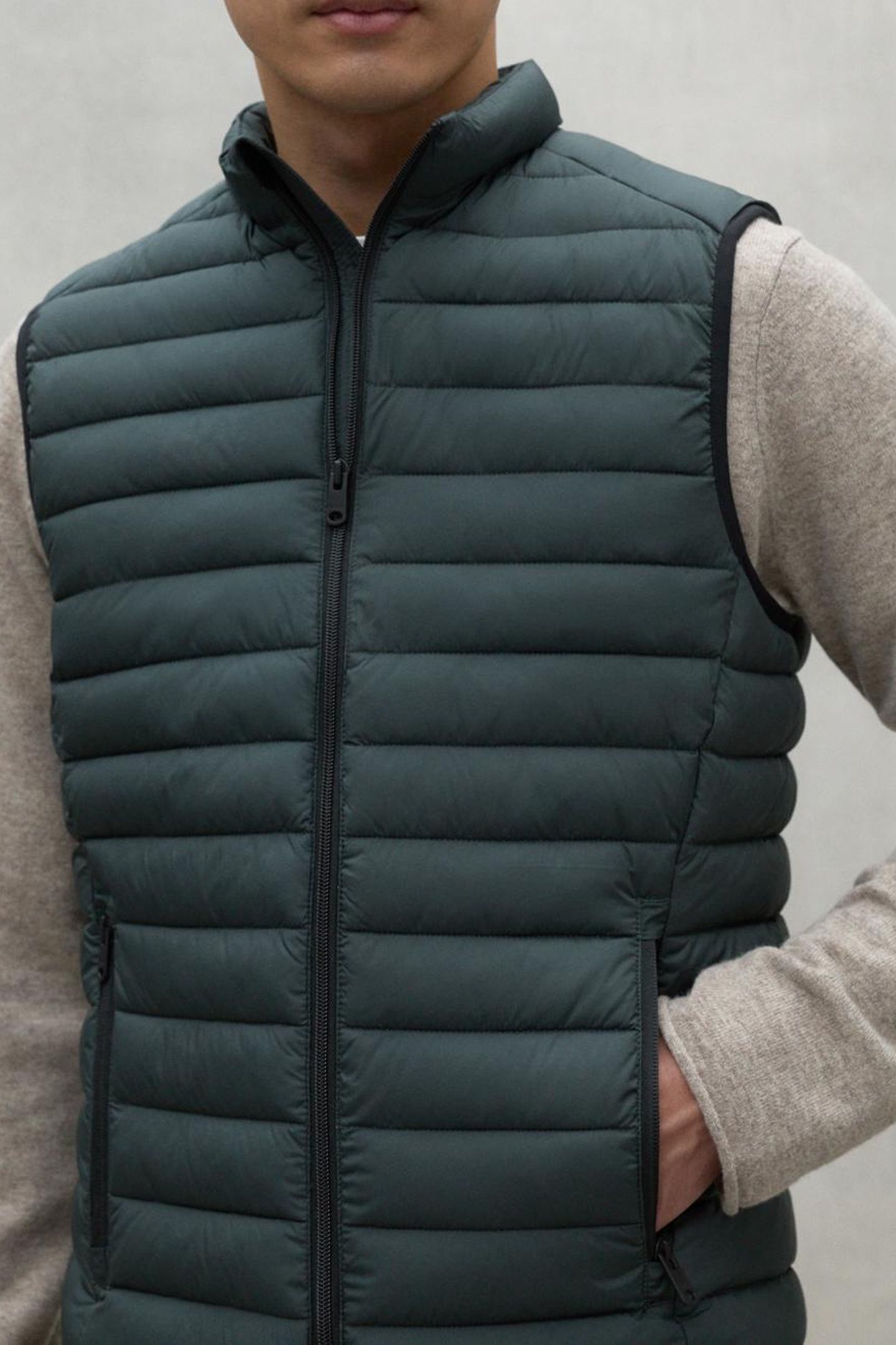 CARDIFFALF VEST WOODLAND GREEN 6