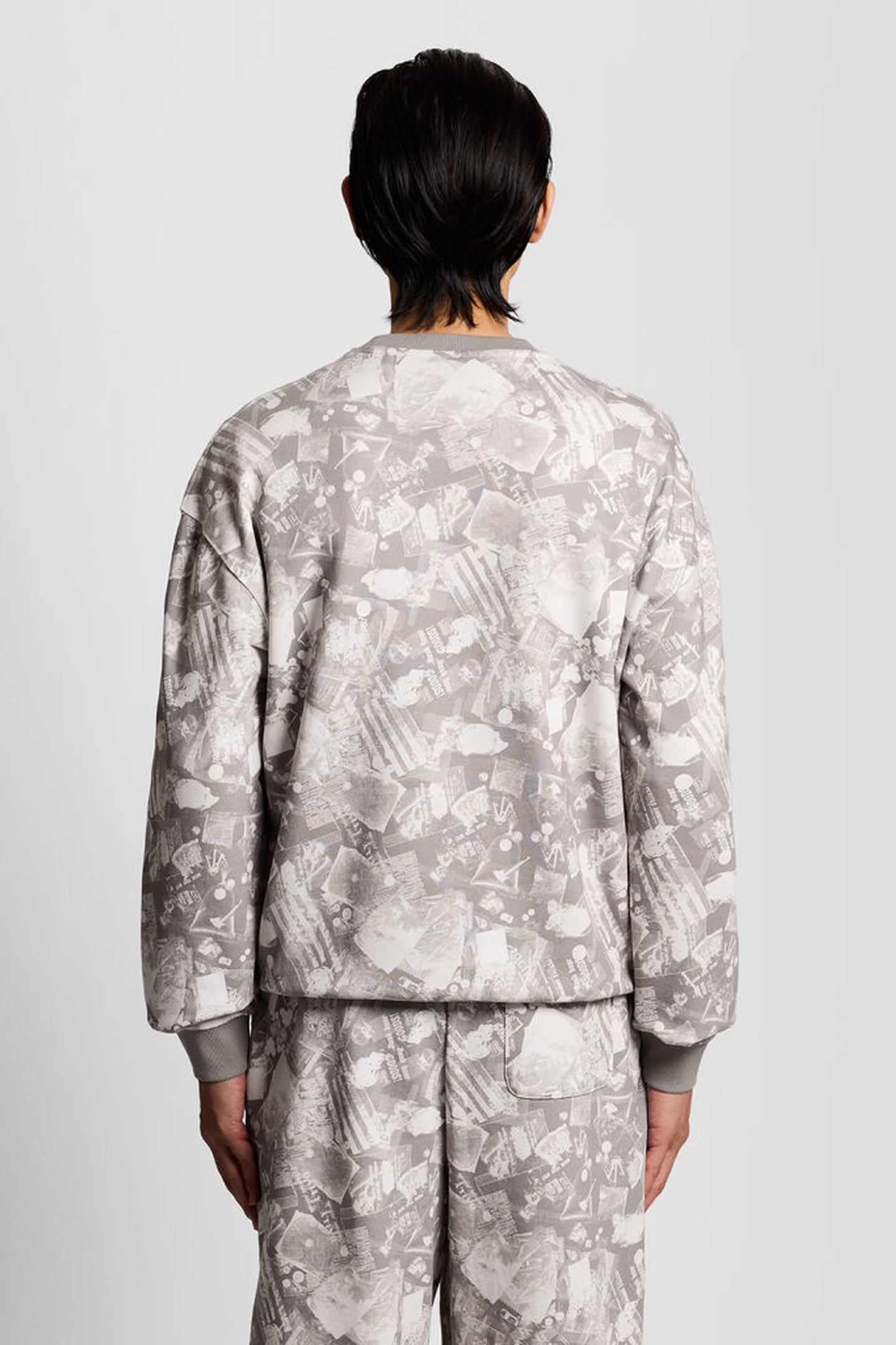 INDUSTRIAL PRINT SWEATSHIRT COLD GREY 2