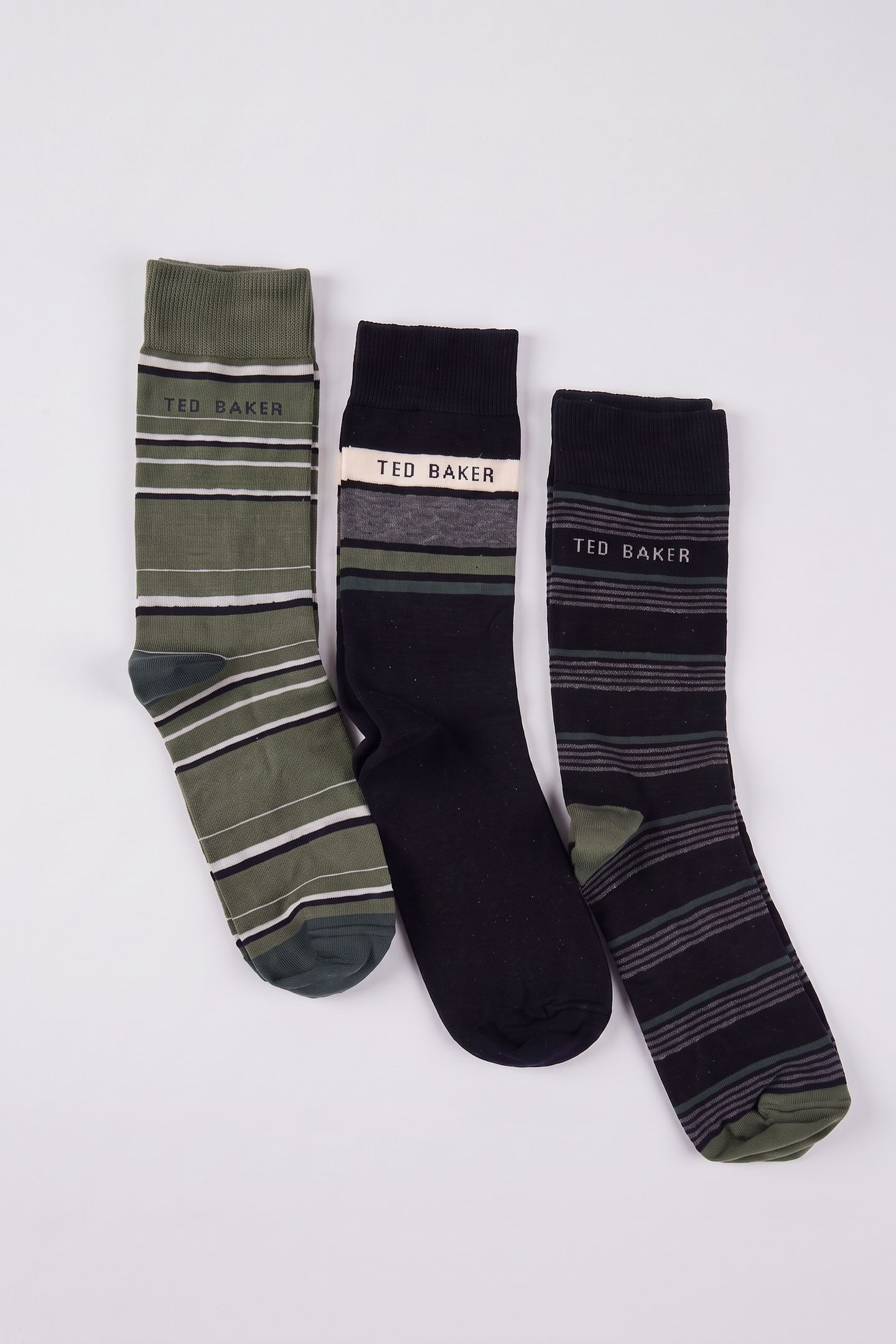 MIXEDI THREE PACK OF ANKLE SOCKS ASSORTED 2