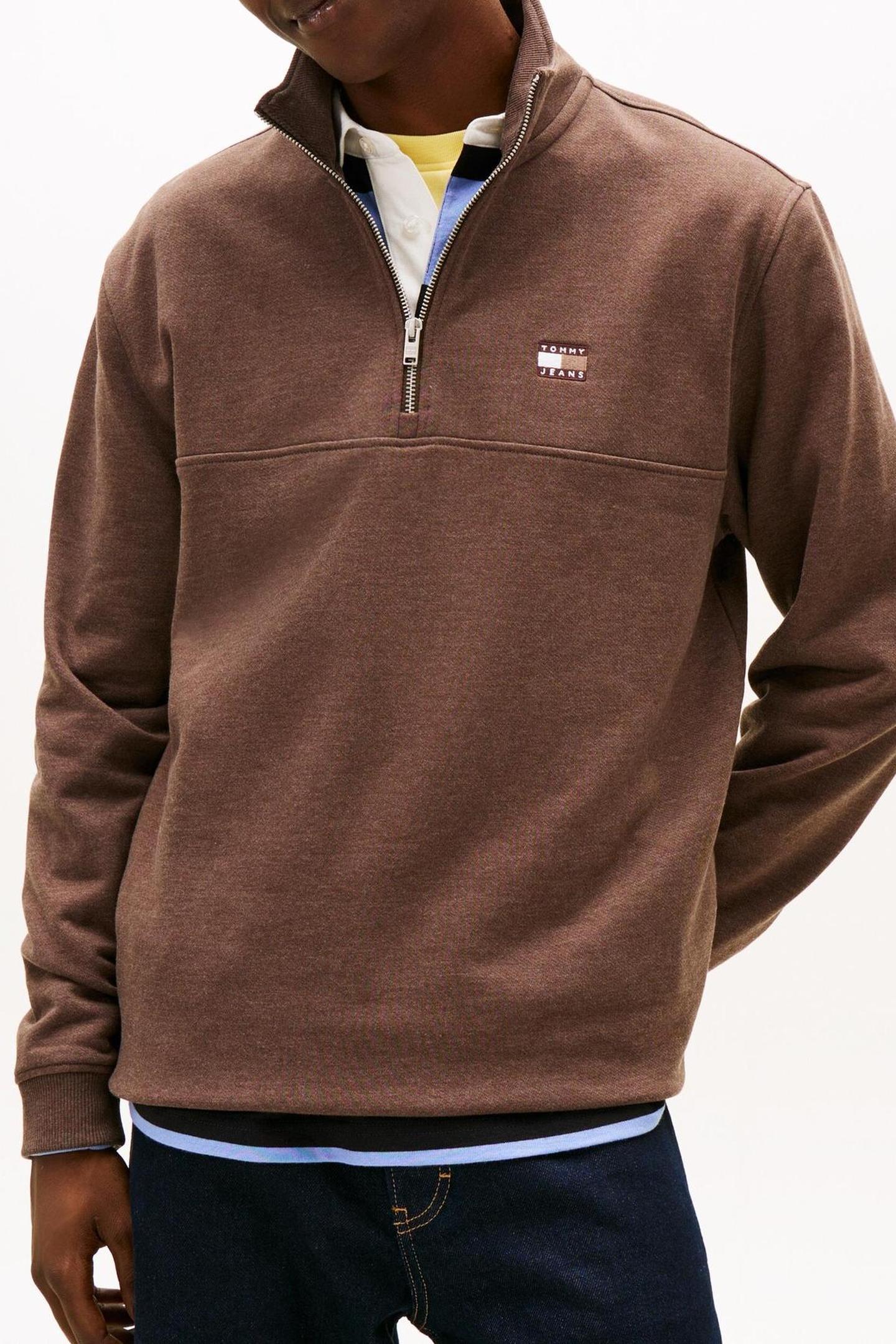 TJM REG BADGE QUARTER ZIP BLACK WALNUT HEATHER 1