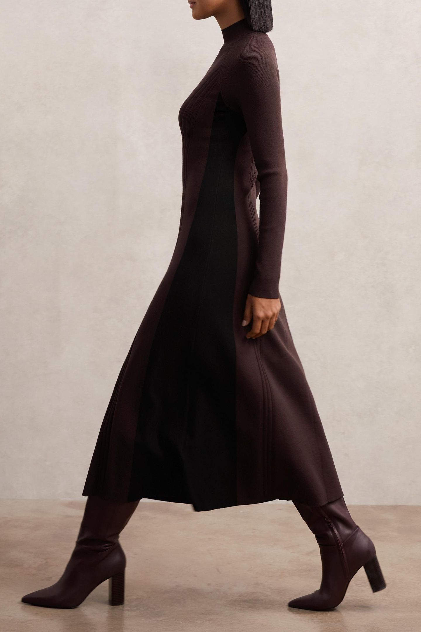 BELTED FLUTED KNITTED MIDI DRESS PLUM PURPLE/BLACK 2