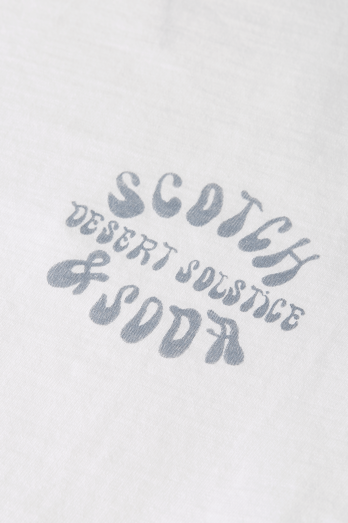 LEFT CHEST ARTWORK REGULAR-FIT T-SHIRT WHITE/PASTEL 7
