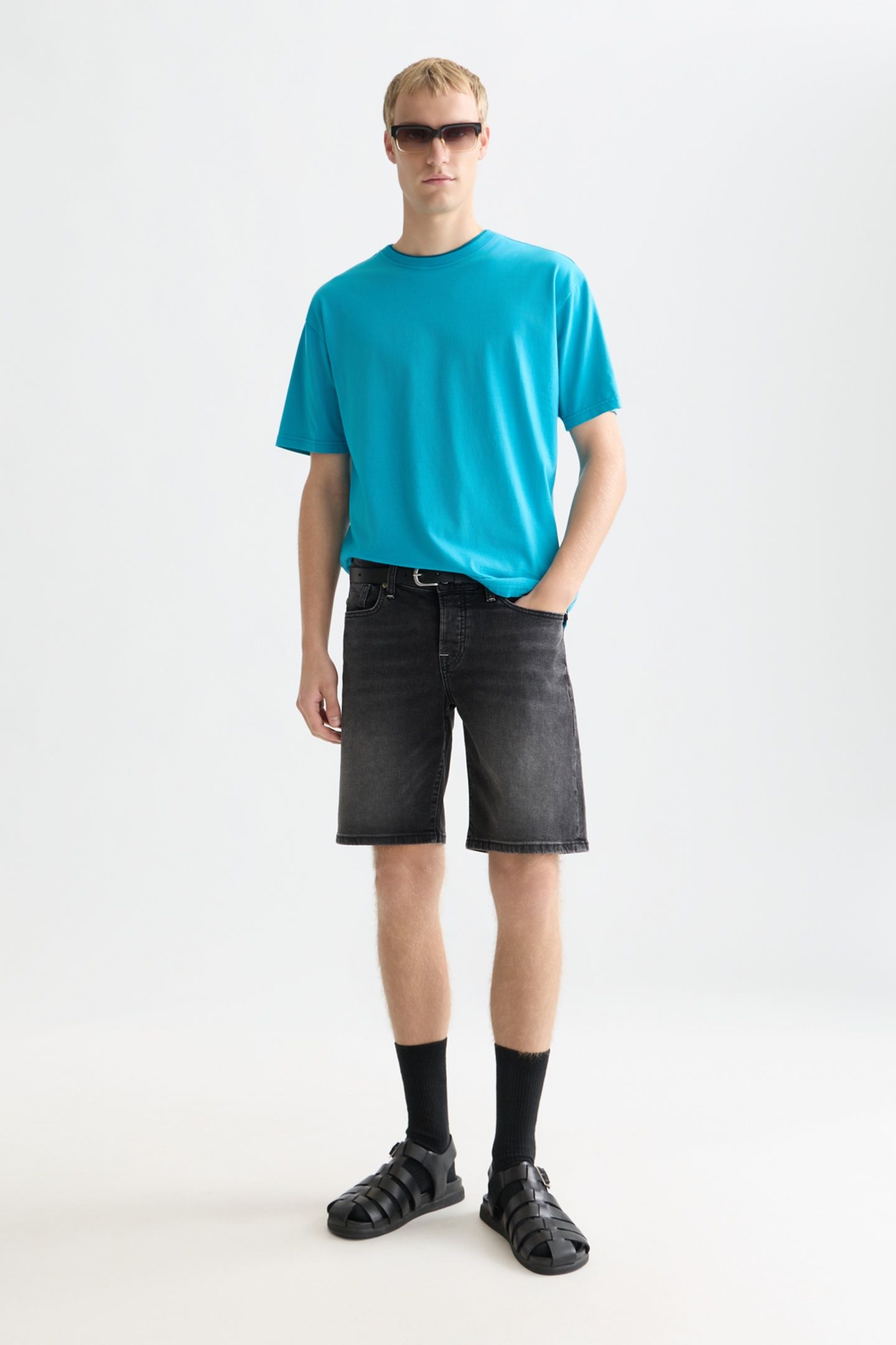 3 CROSSES GARMENTDYED RELAXEDFIT TSHIRT NAVY 3