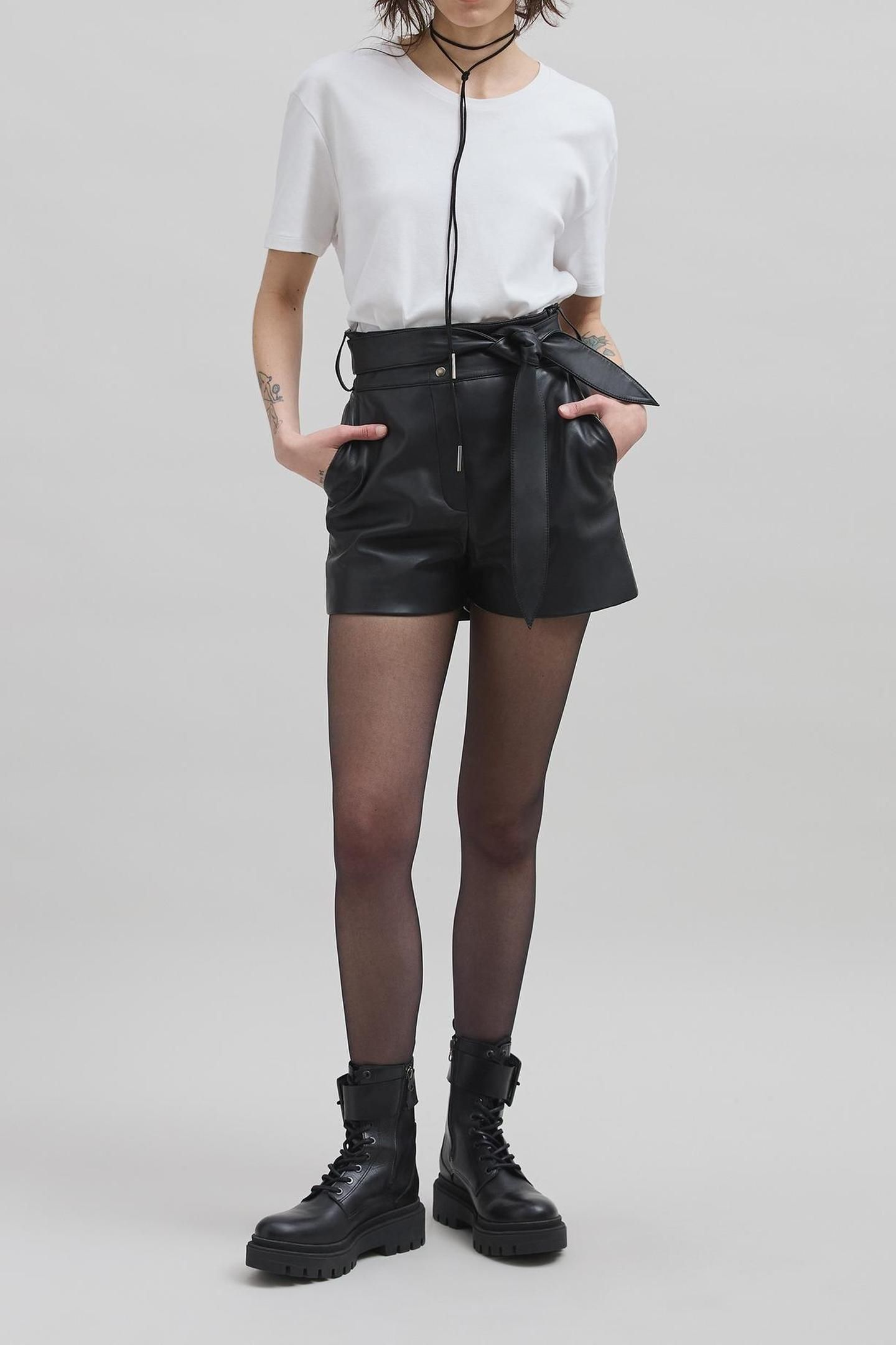 BLACK LEATHER SHORTS 2
