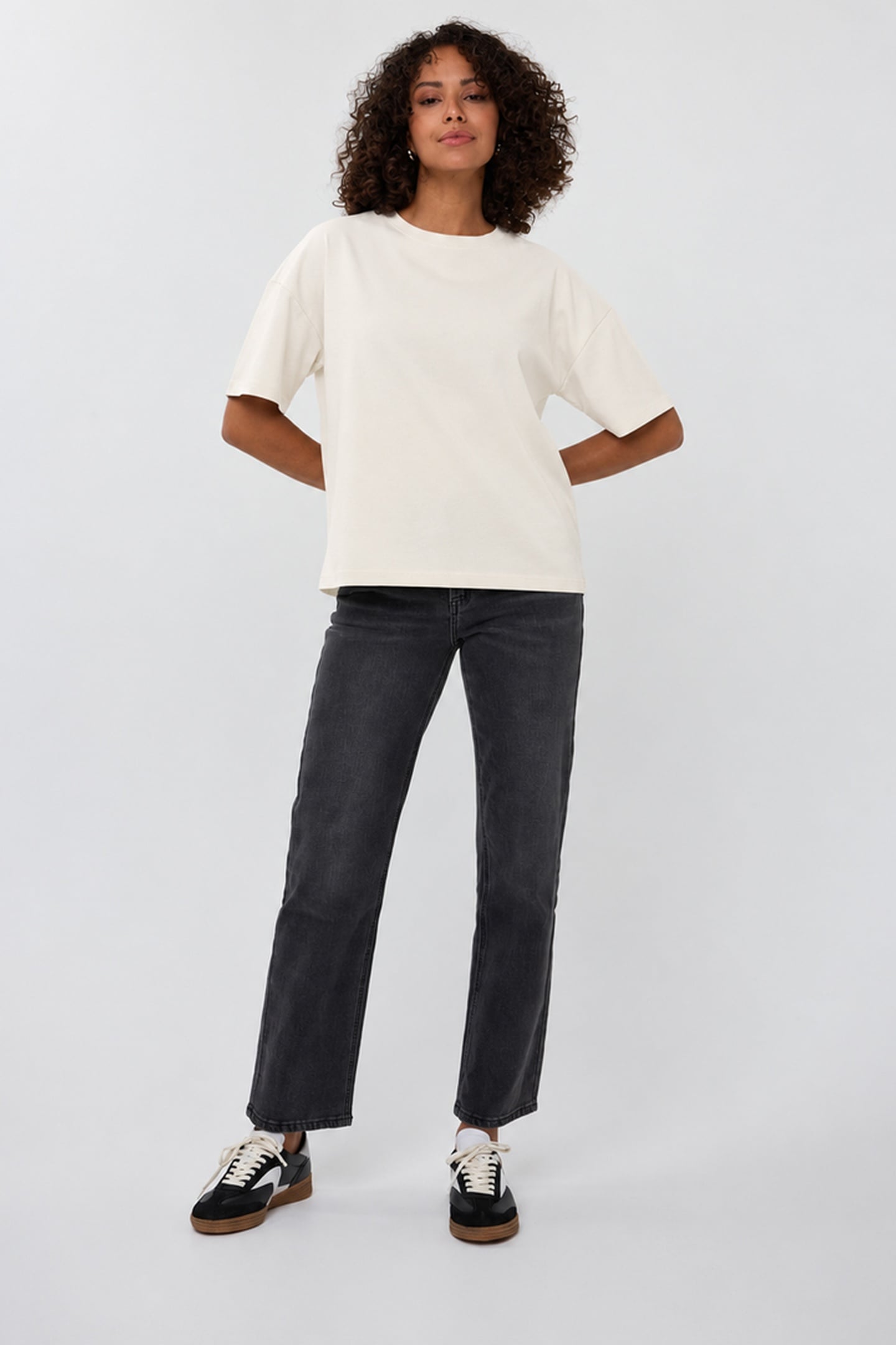 T-SHIRT OVERSIZED BASIC OFF WHITE 2