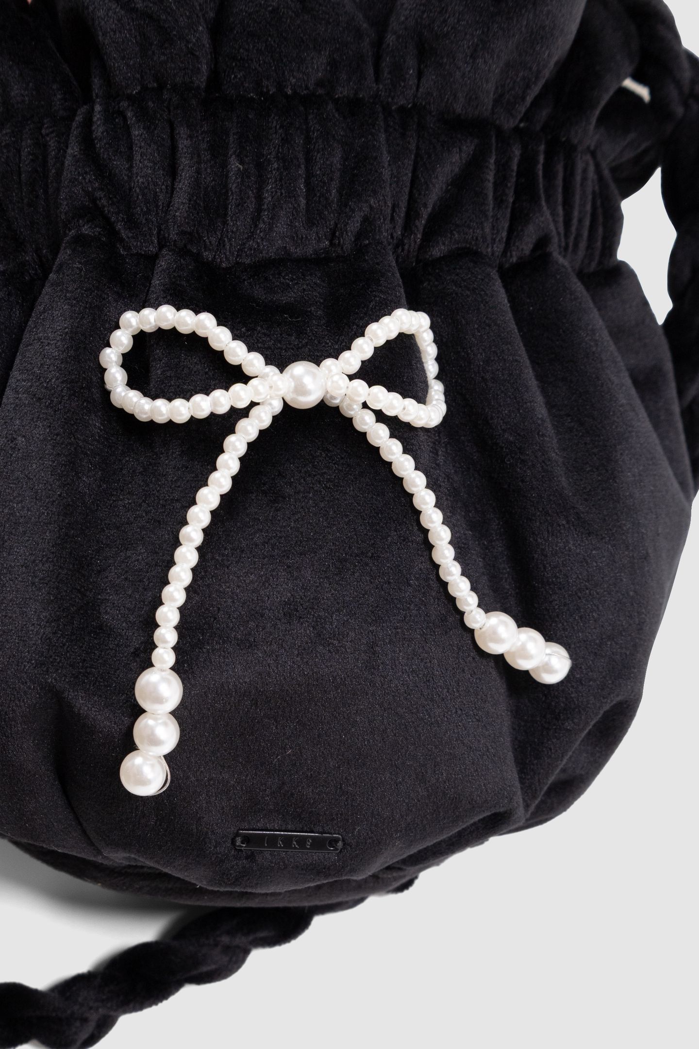 GIRLS’ BLACK PANNE VELVET BUCKET BAG 5