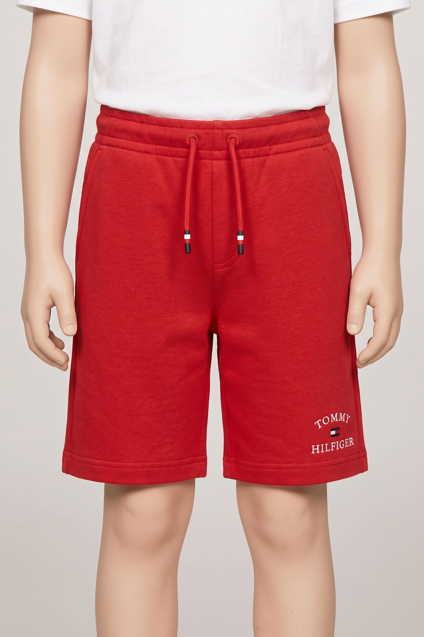 BOYS KB LOGO SWEATSHORT FIERCE RED 1