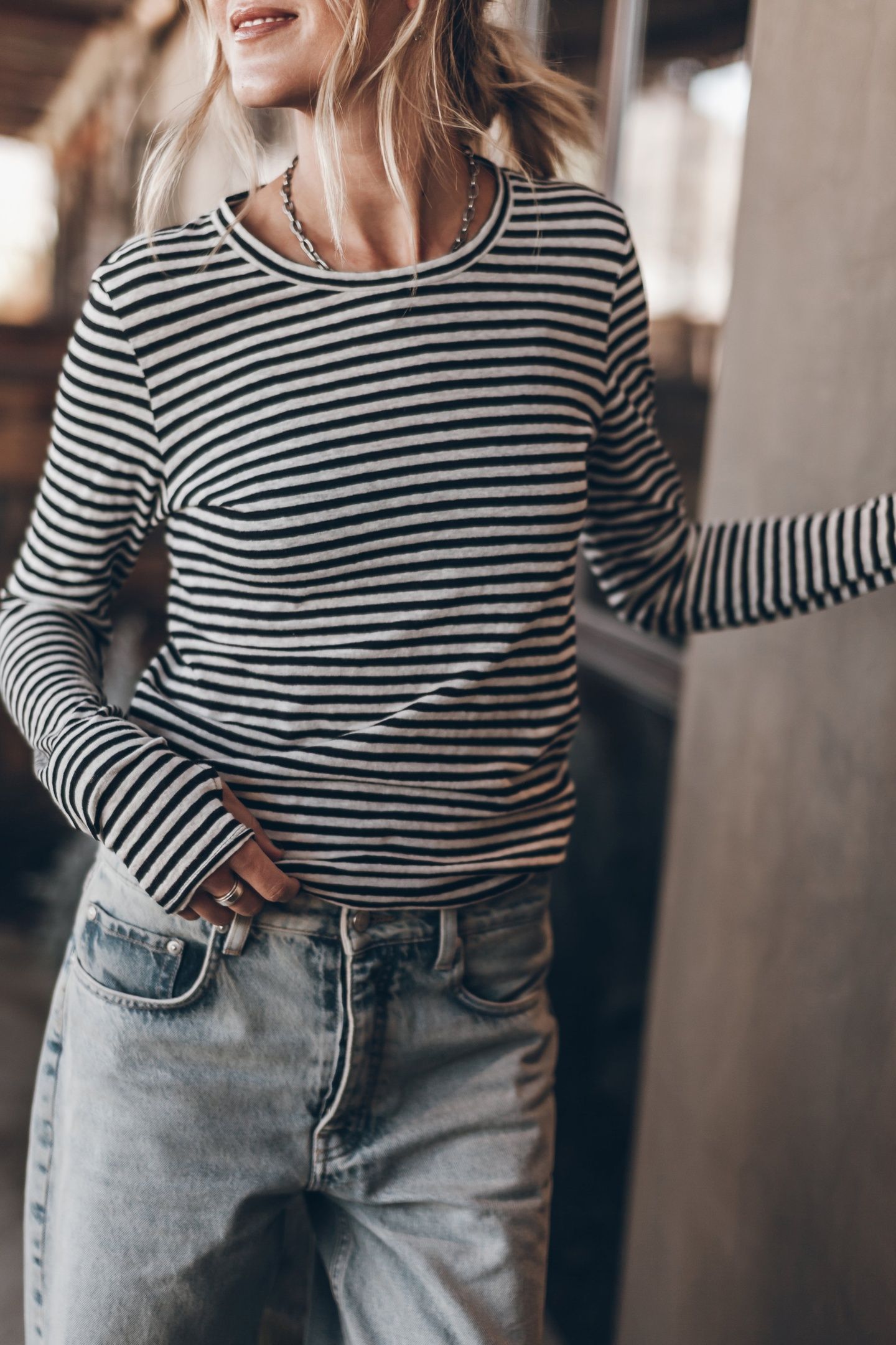 THE STRIPED THIN LINEN LONGSLEEVE 3