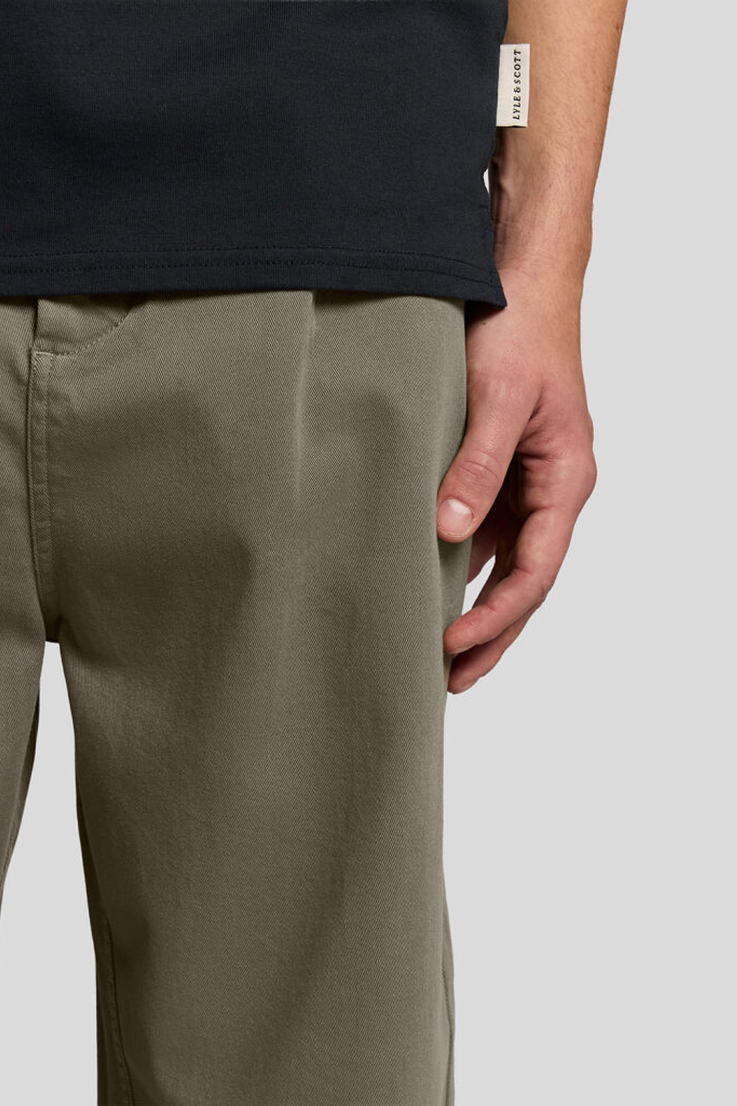 ENZYME WASH PLEATED TROUSER KHAKI ASH 5