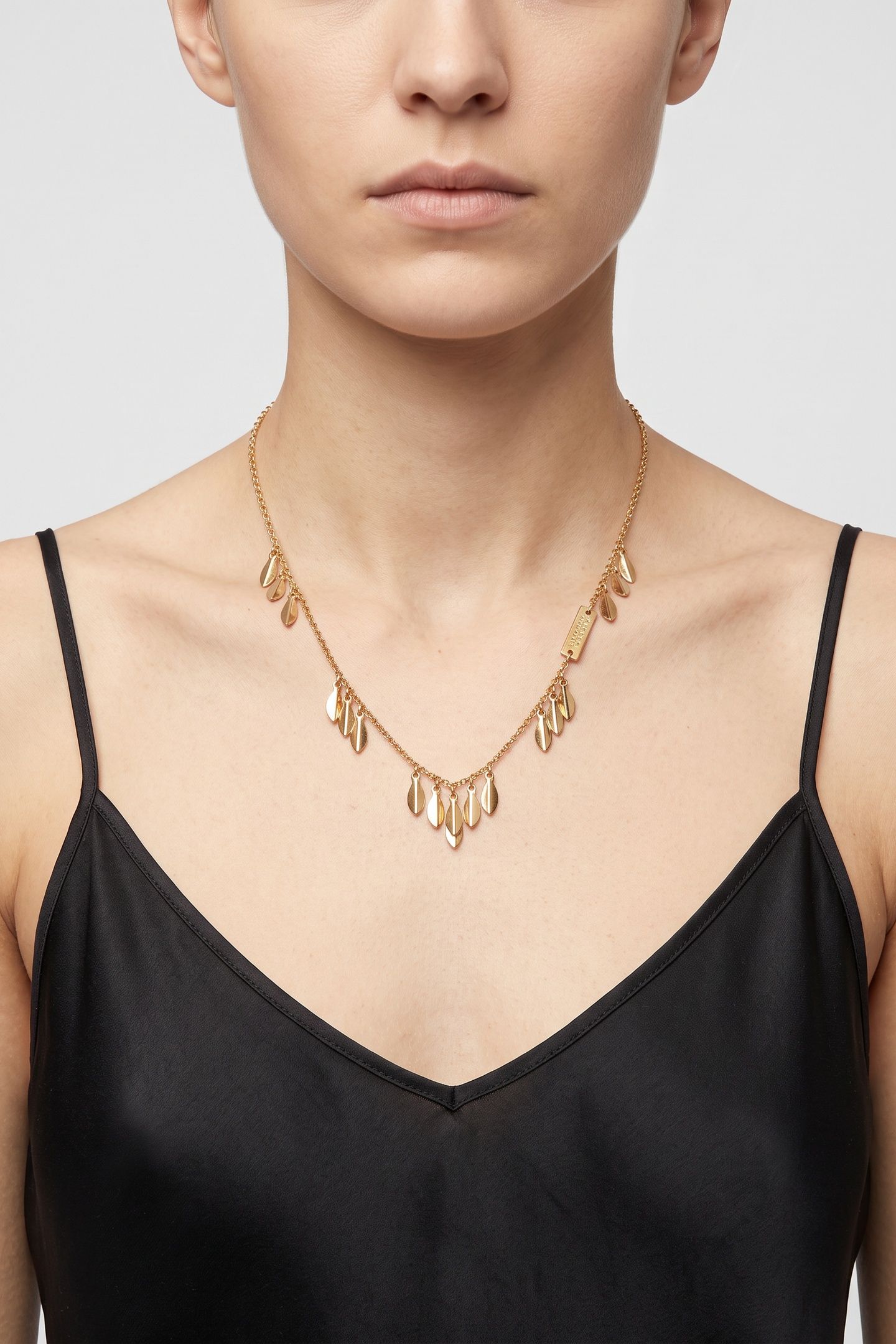 NECKLACE BIJOUX DORE 1