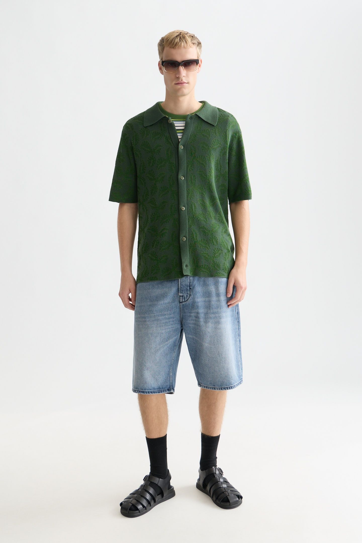 TONEONTONE KNITTED SHORT SLEEVE SHIRT DARK GREEN 3