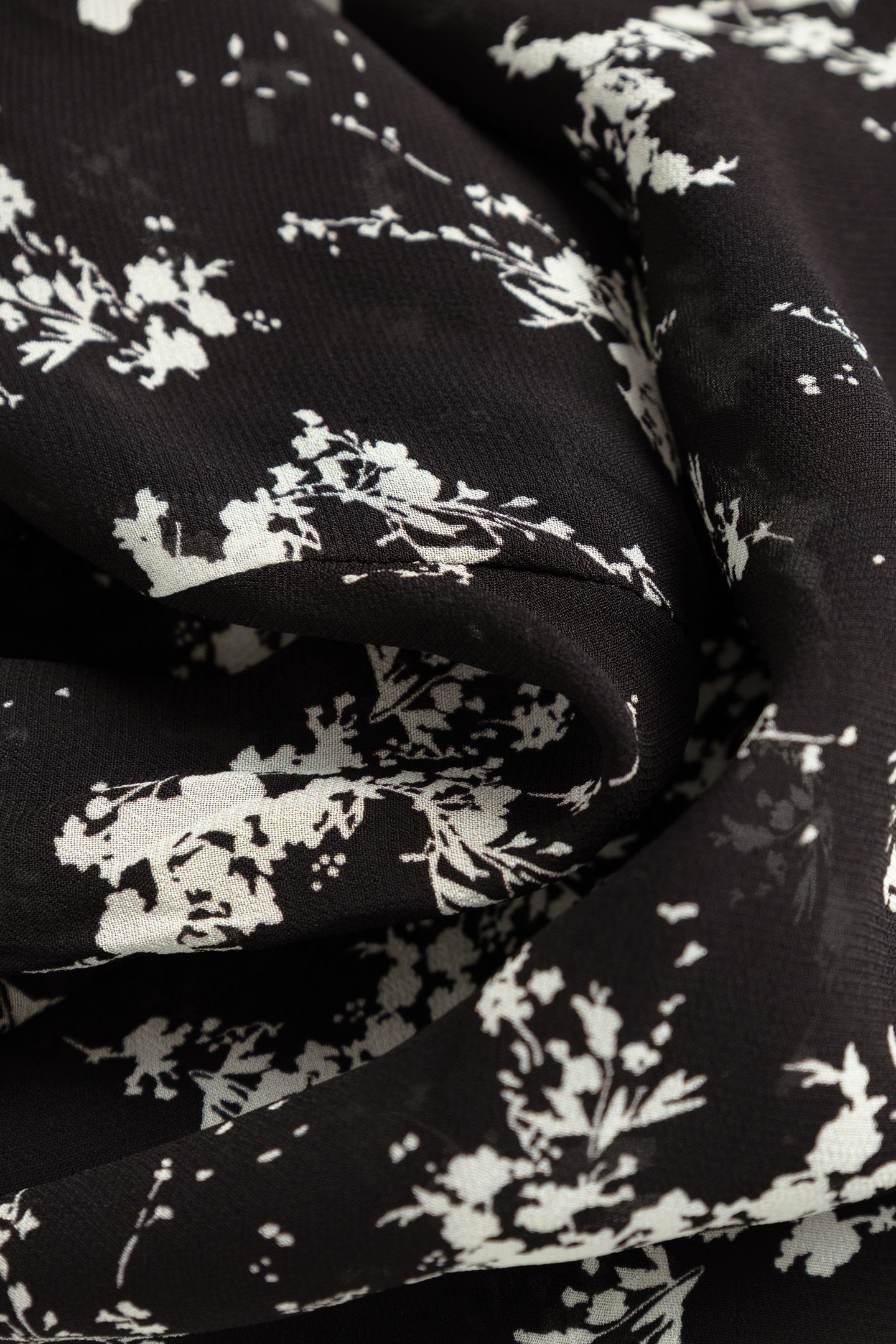 BLACK VOILE SHIRT WITH WILDFLOWER PRINT 6