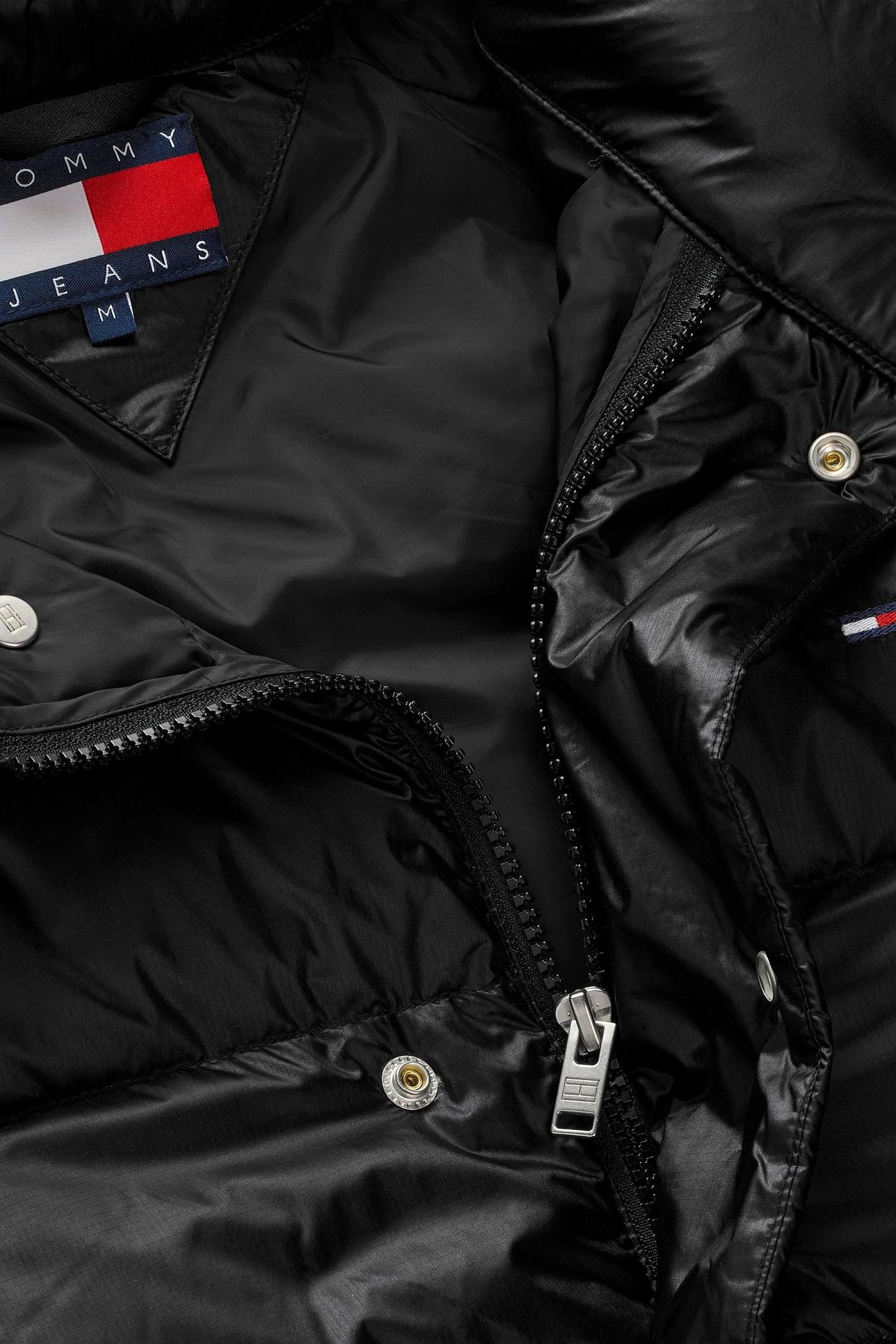 TJM LIGHT DOWN VEST BLACK 6